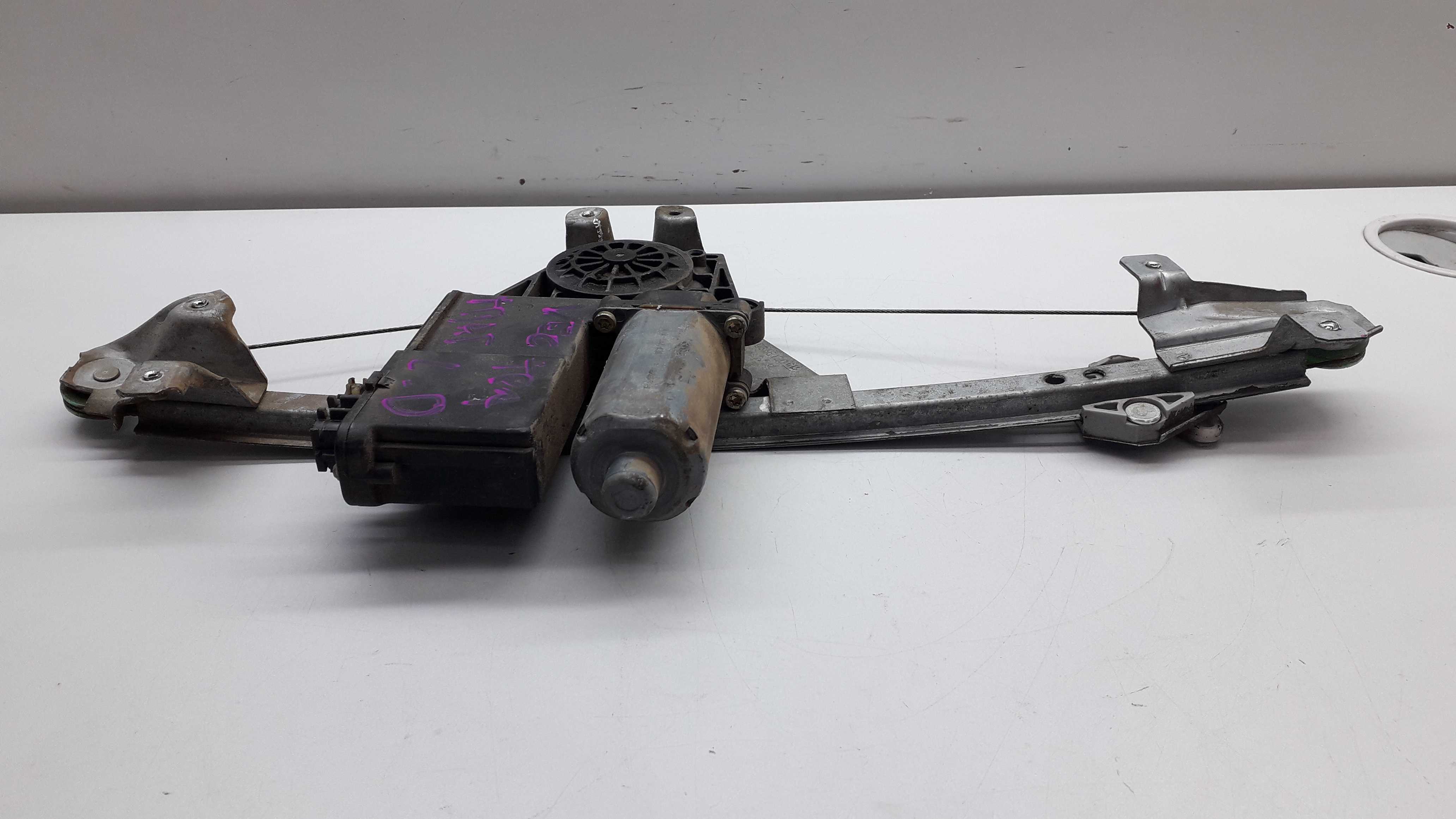 Máquina De Vidro Traseira Direita Chevrolet Gm Vectra 1994 2