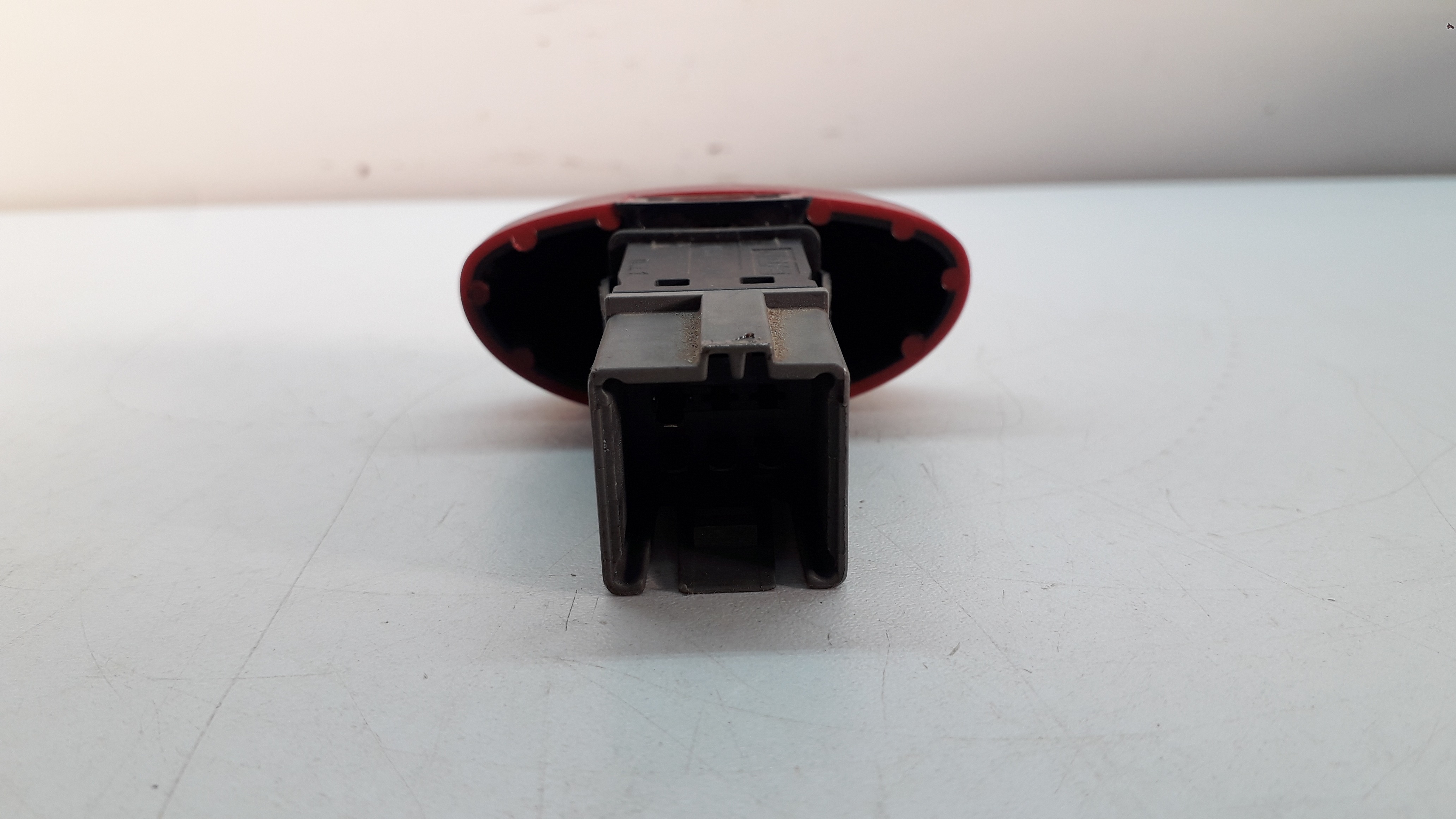 Botão Do Alerta Peugeot 206 2009 Vermelho 3