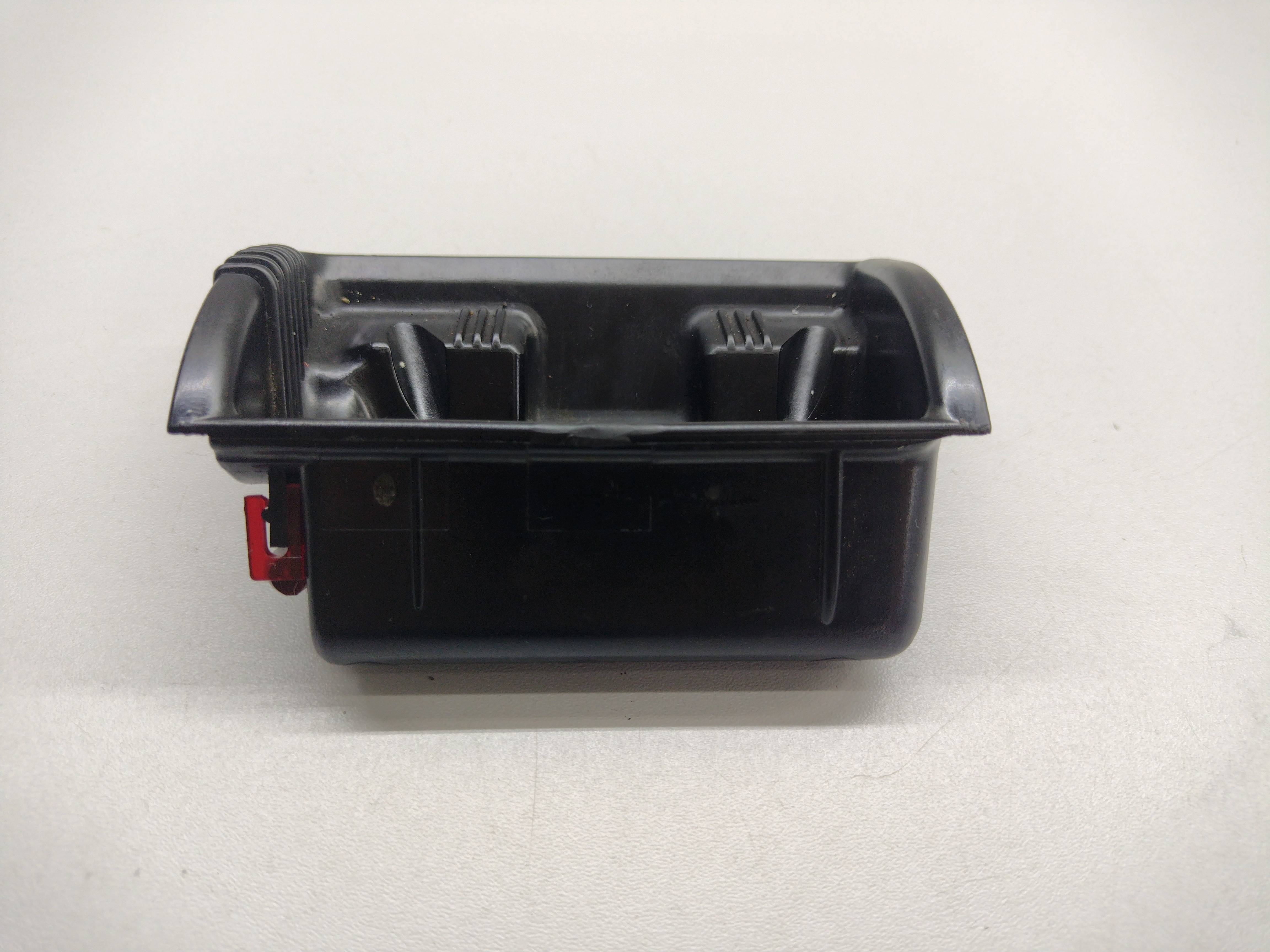 Cinzeiro Porta Treco Painel Vw Passat Alemão 97/00 2
