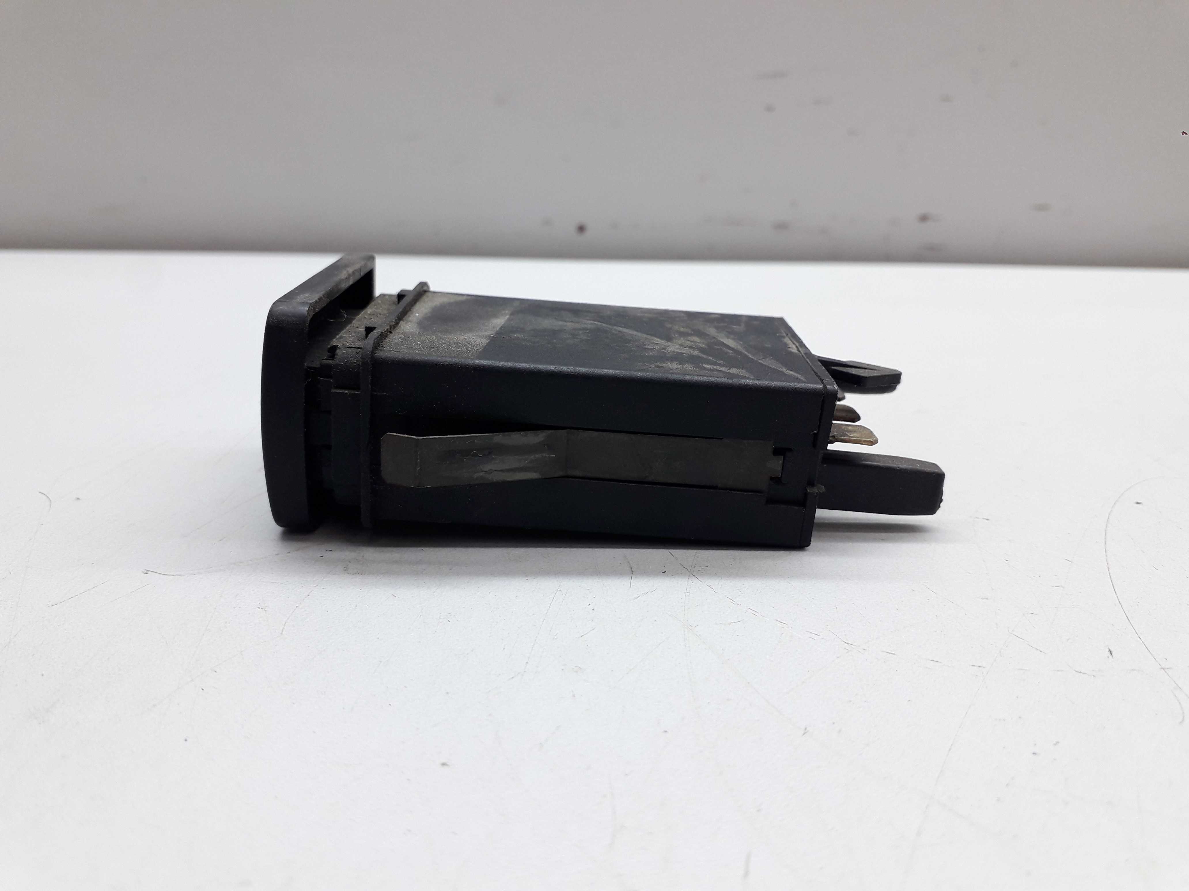 Botão Desembaçador Audi A3 1997/2000 2