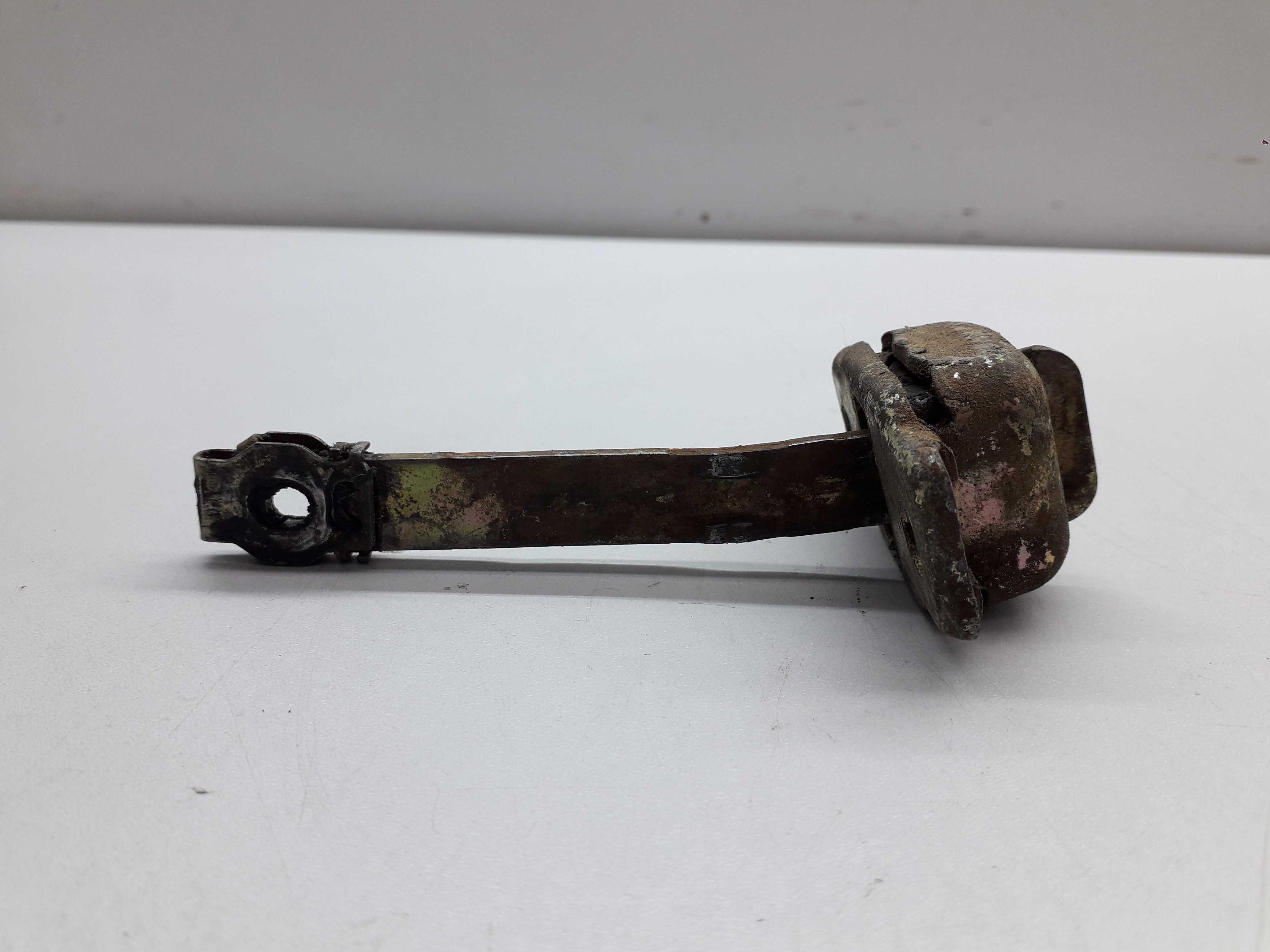 Limitador Porta Traseira Vw Golf 1995 4