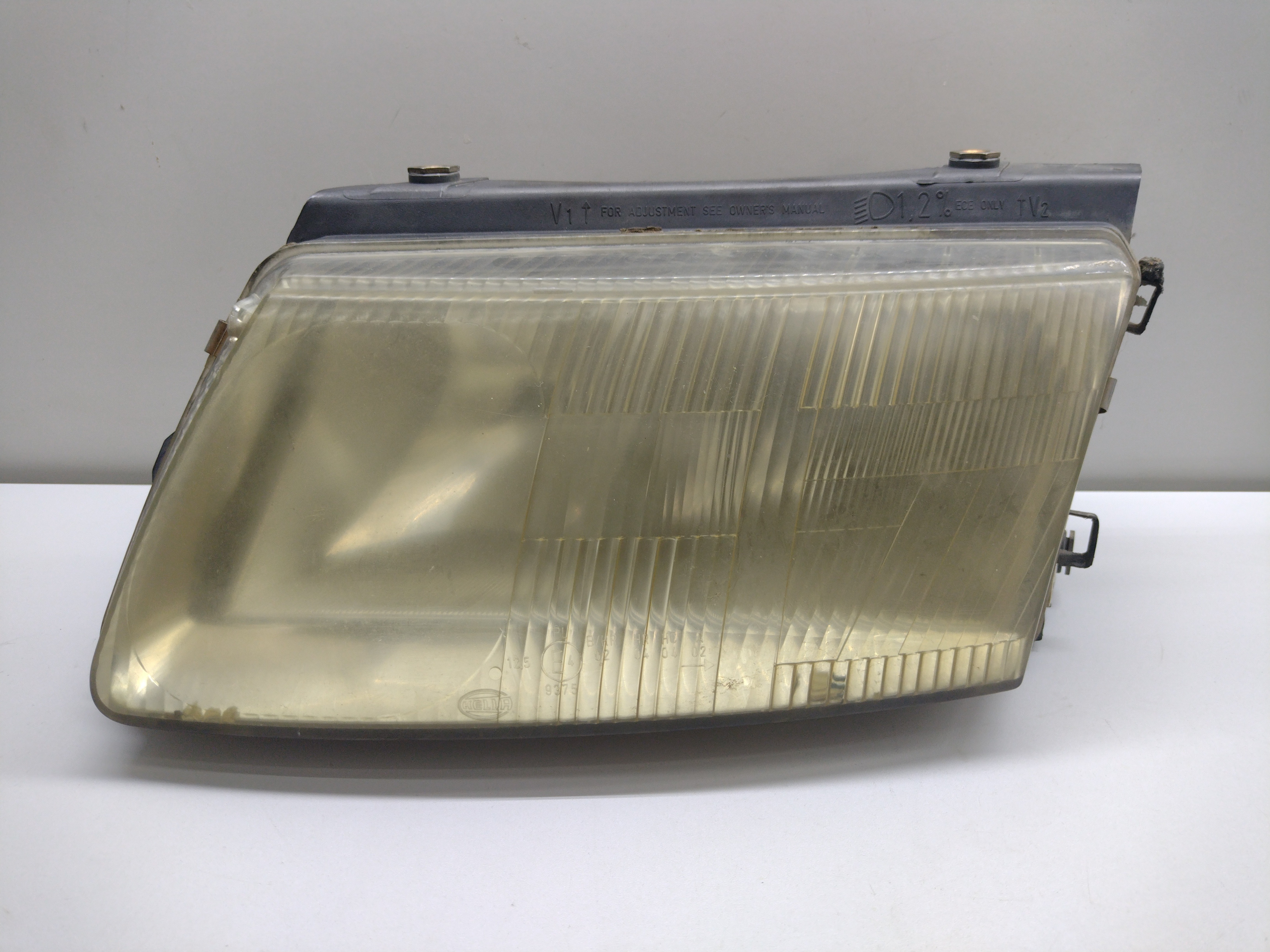 Farol Esquerdo Vw Passat 99 1