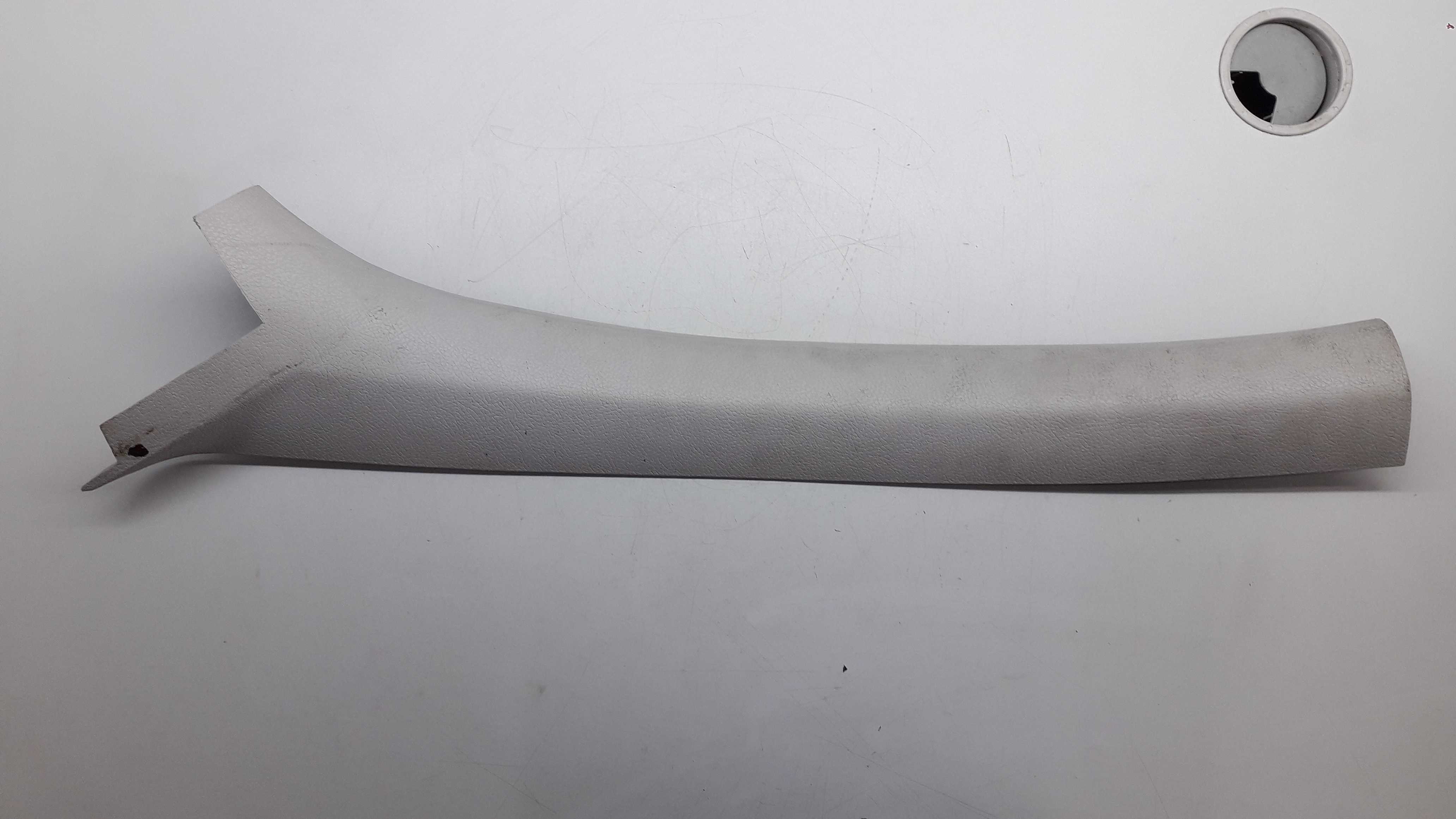 Moldura Coluna Parabrisa Lado Esquerdo Peugeot 206 2007 1