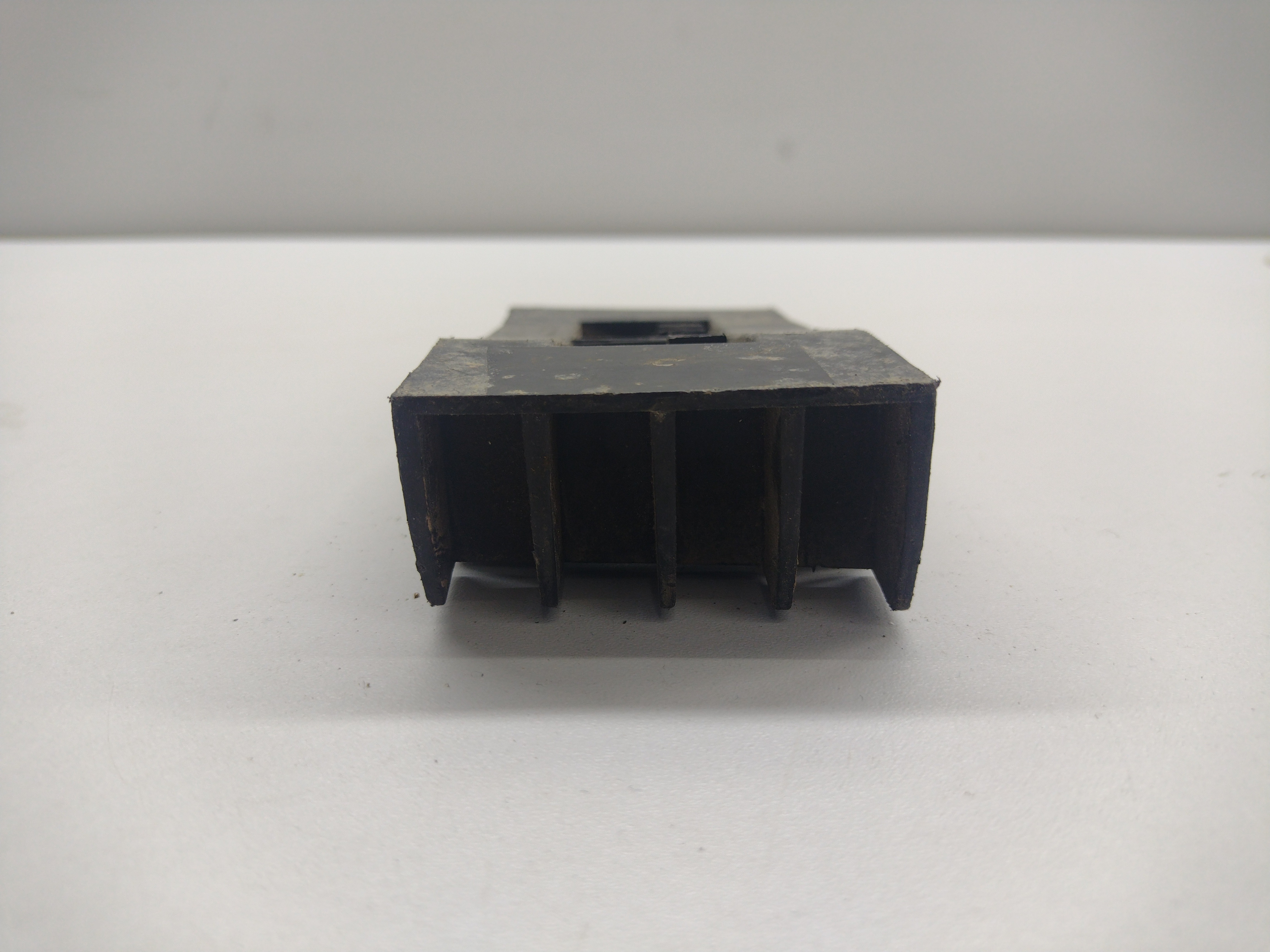 Suporte Guia Para-choque Traseiro Corsa Sedan 1996/2014 3