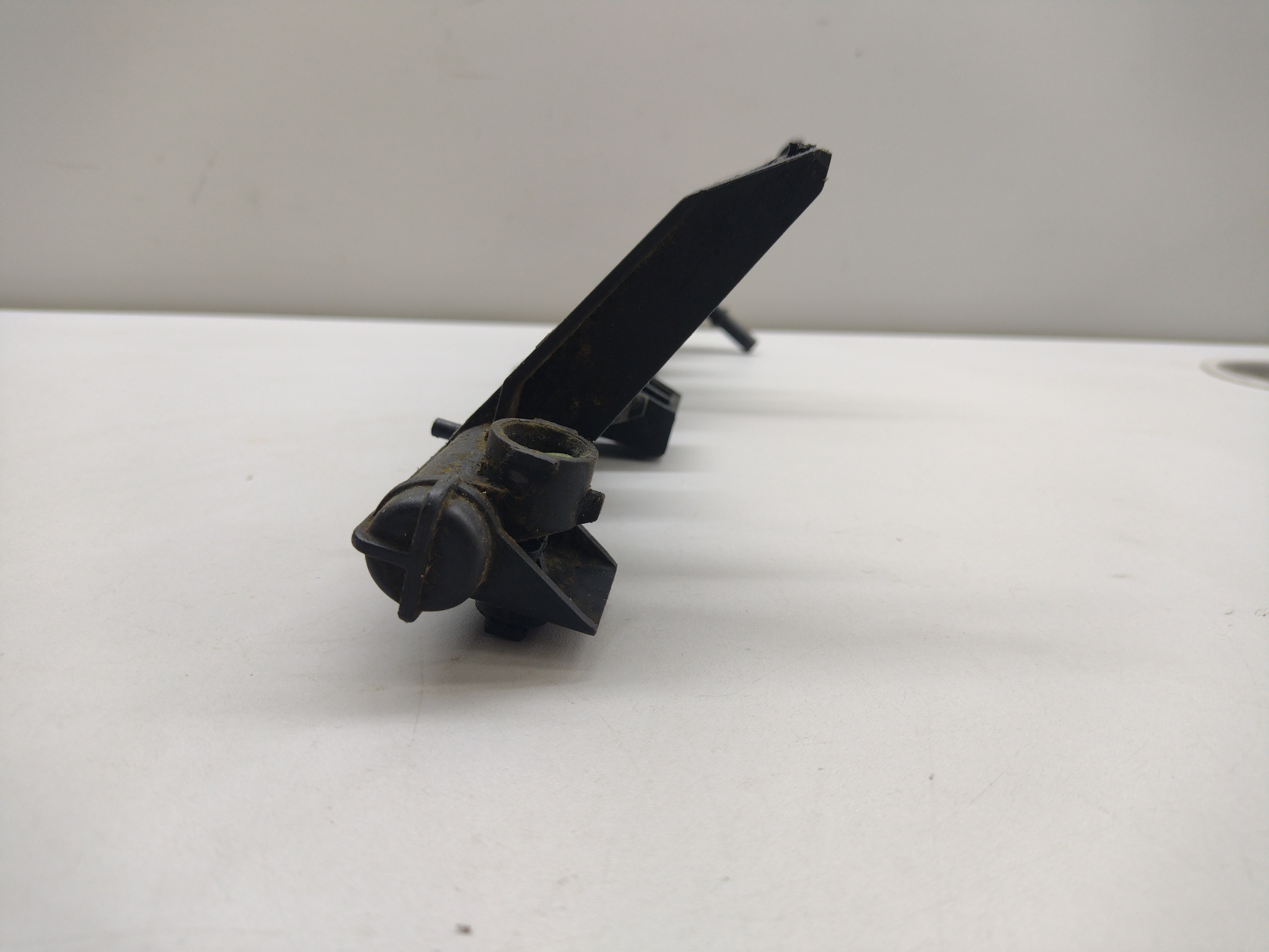 Flauta Dos Bicos Combustível Renault Sandero Logan 08/14 6