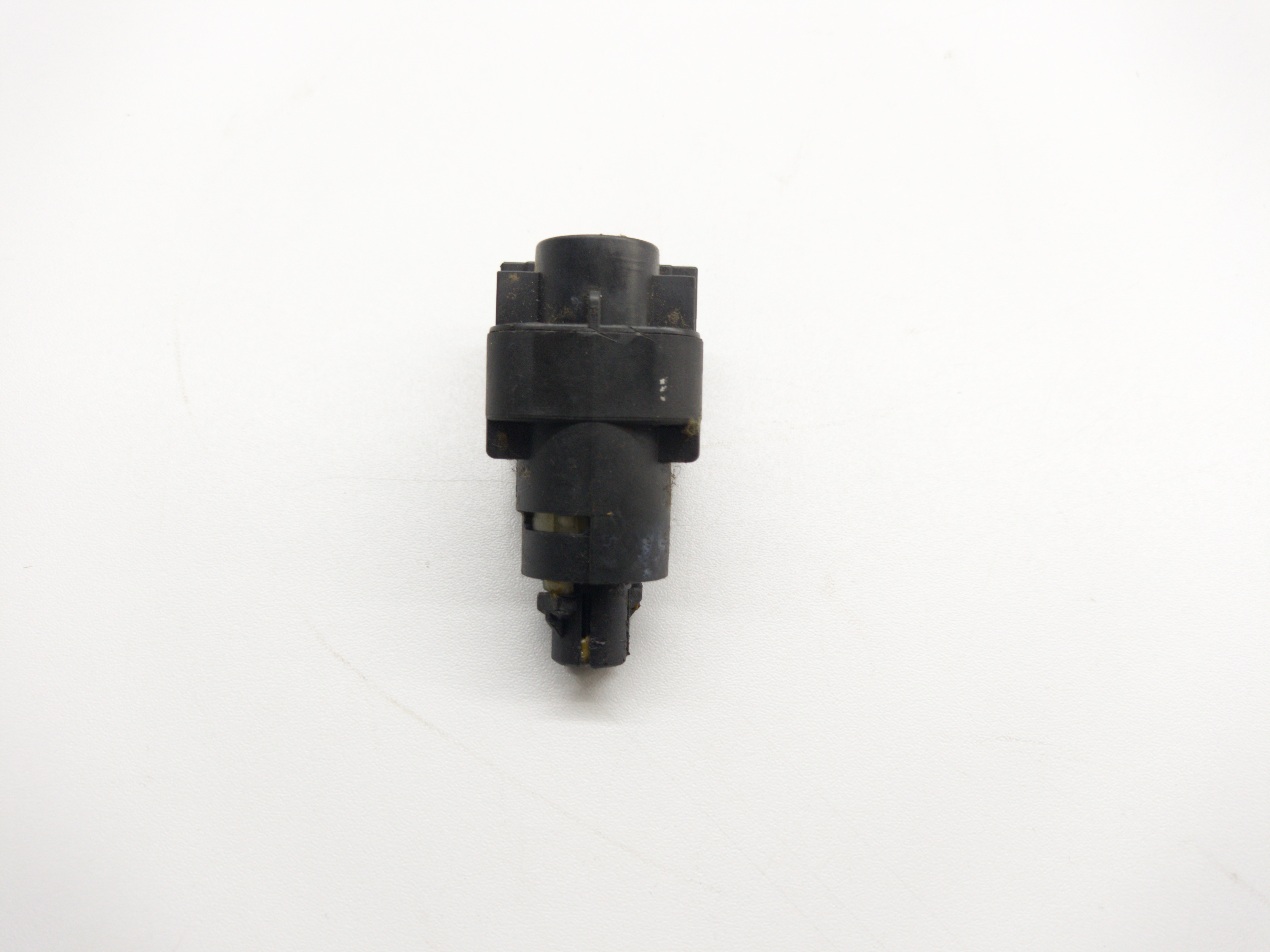 Interruptor Sensor Luz De Freio Vw Gol G4