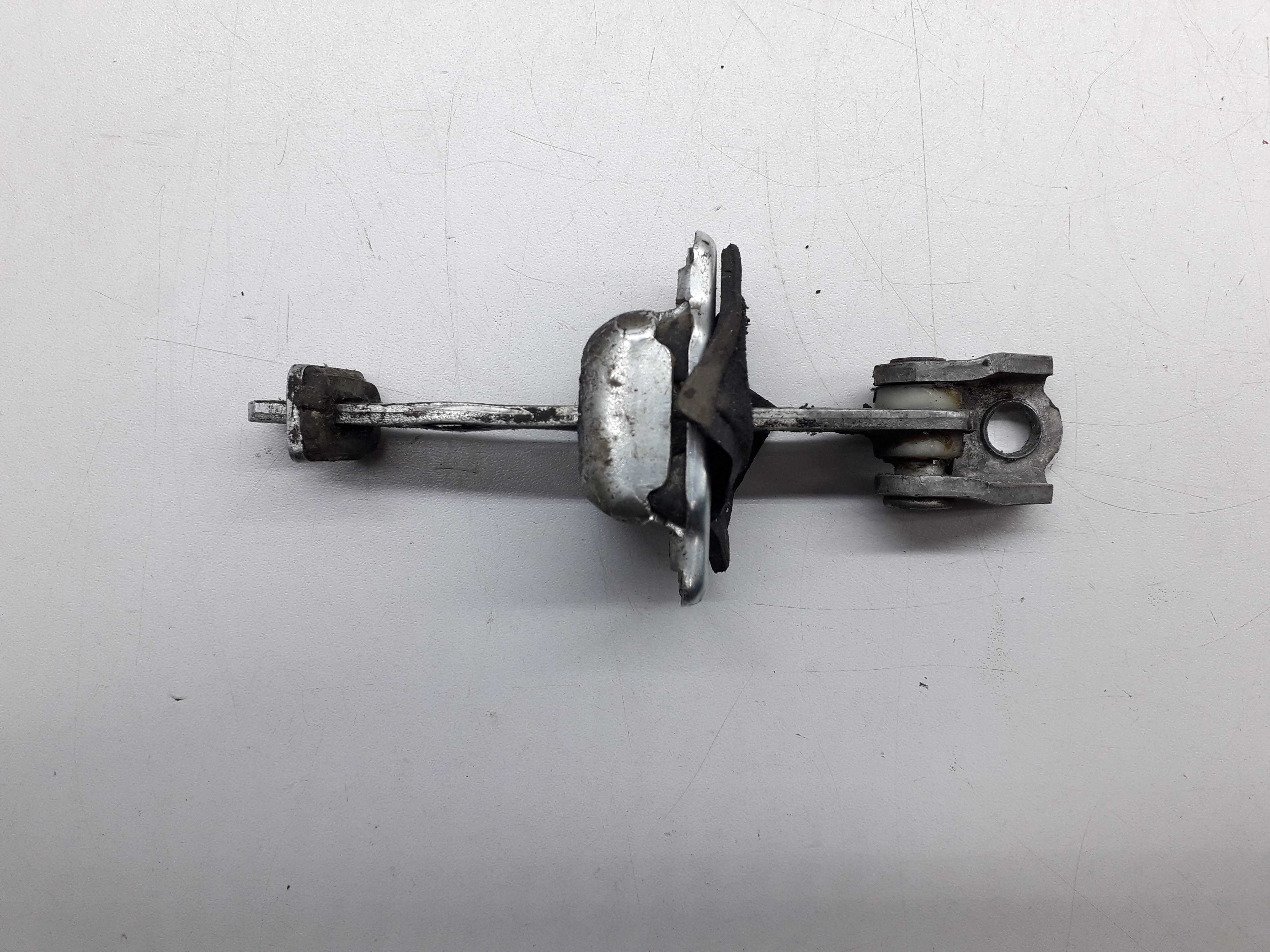 Limitador Porta Dianteira Gm Celta 2008 6