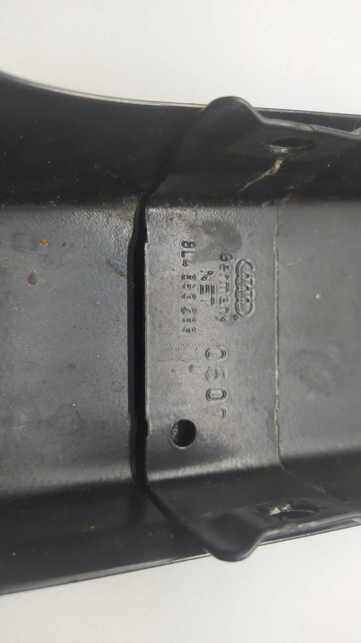 Acabamento Da Coluna Da Porta Esquerda Audi A3 3