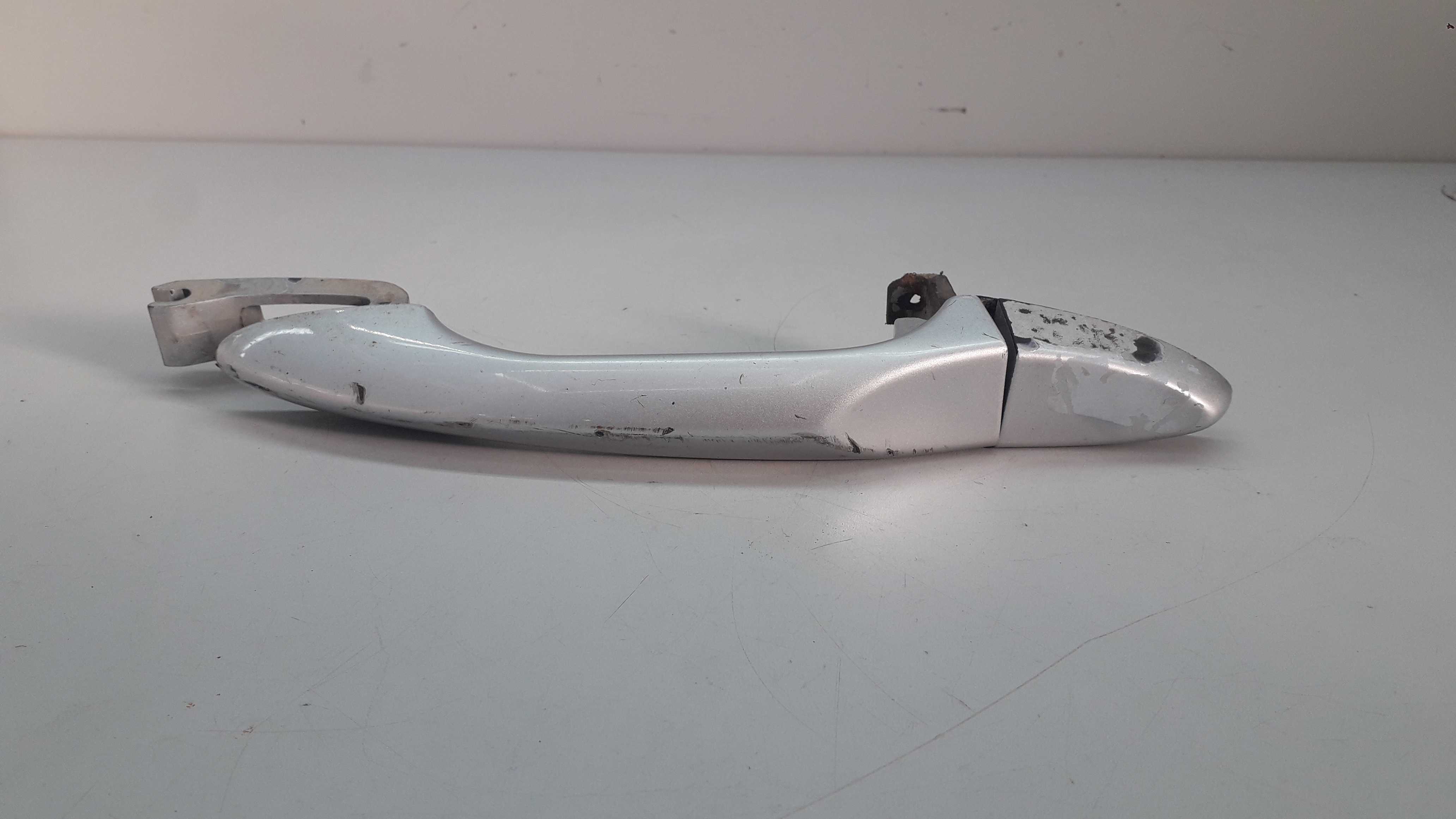 Macaneta Externa Dianteira Esquerda Audi A4 2001 1