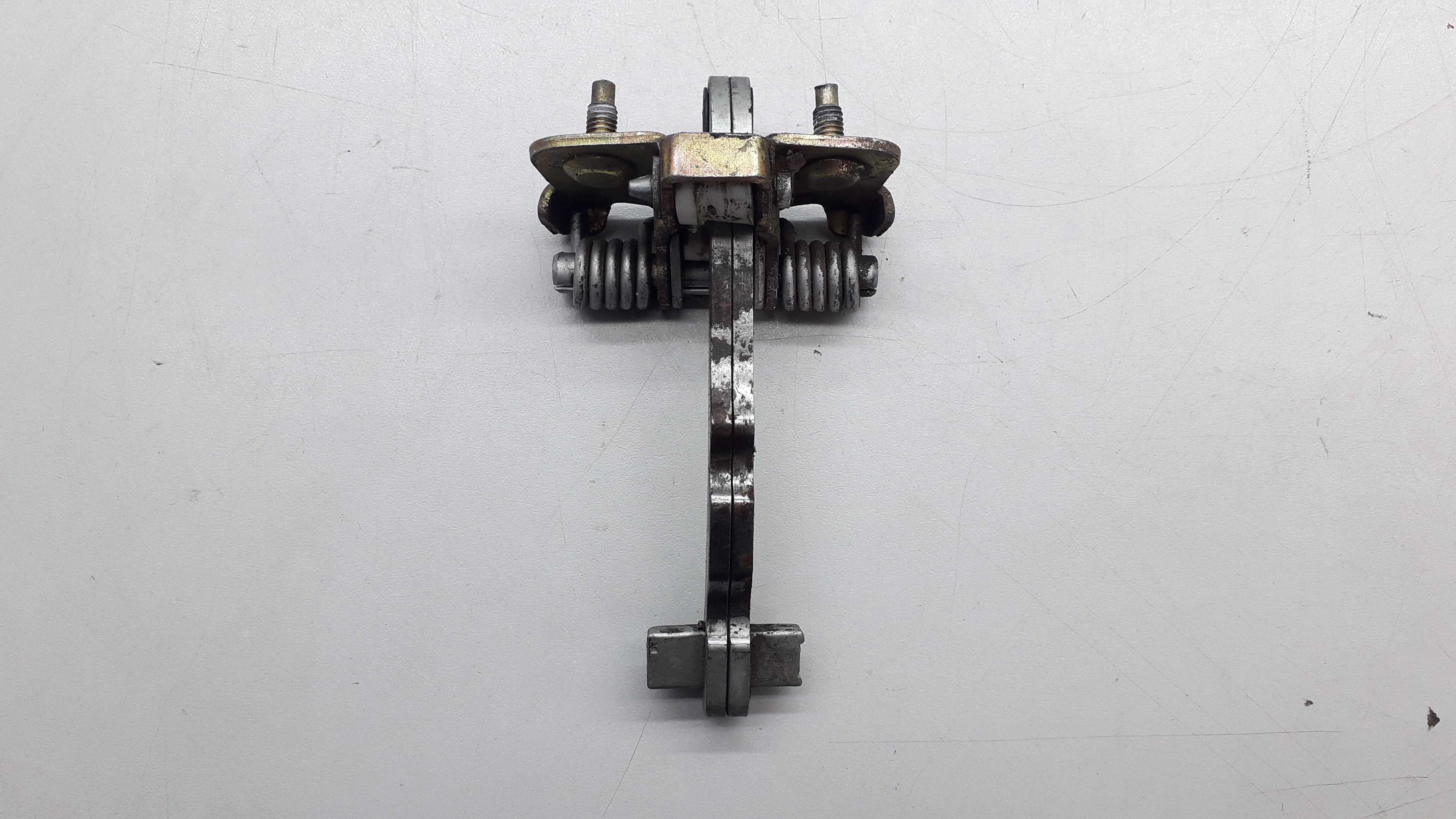 Limitador Porta Traseira Direita Vw Gol G2 G3 G4 1