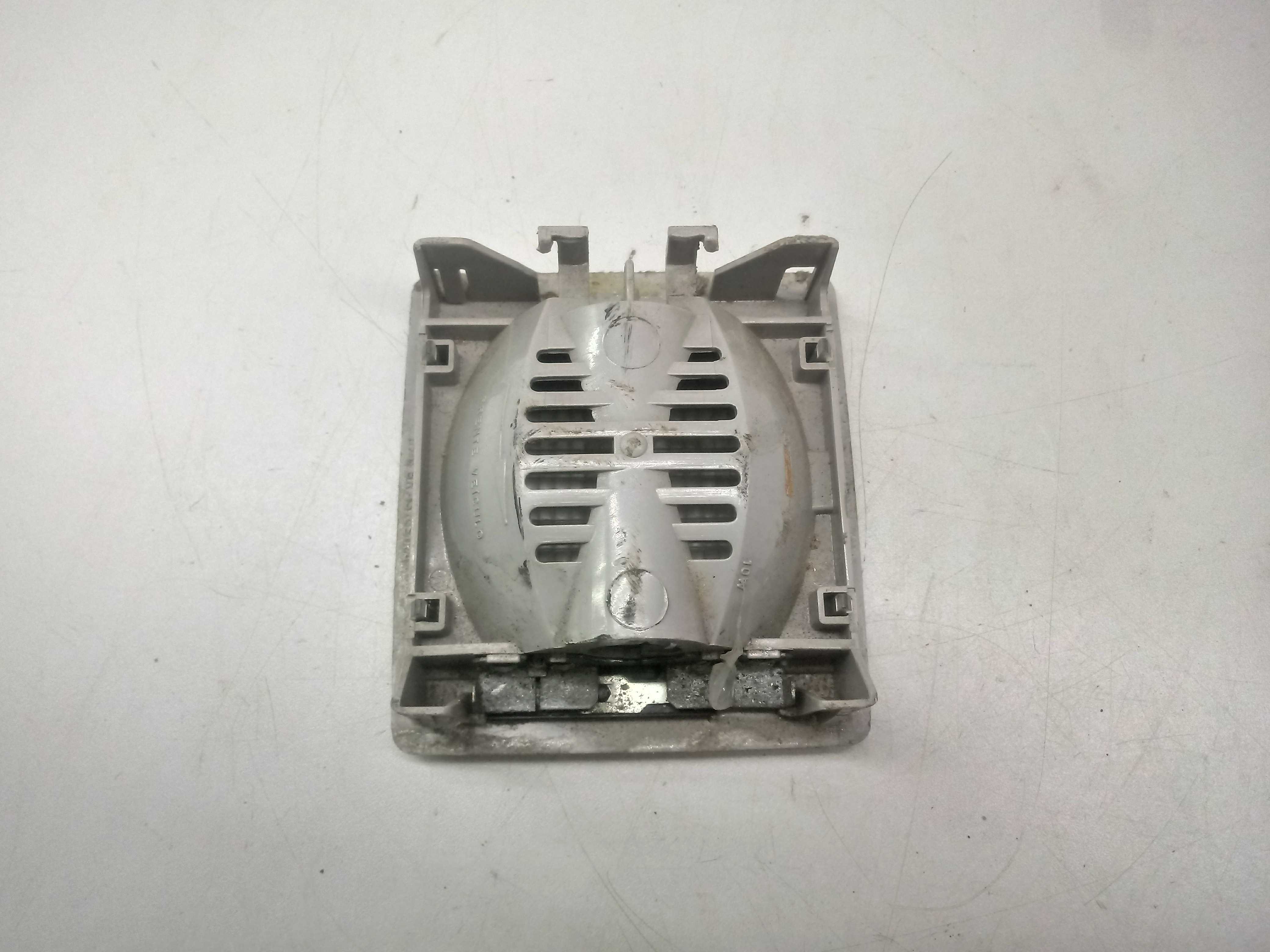 Luz De Teto Cortesia Vw Santana 91/02 2