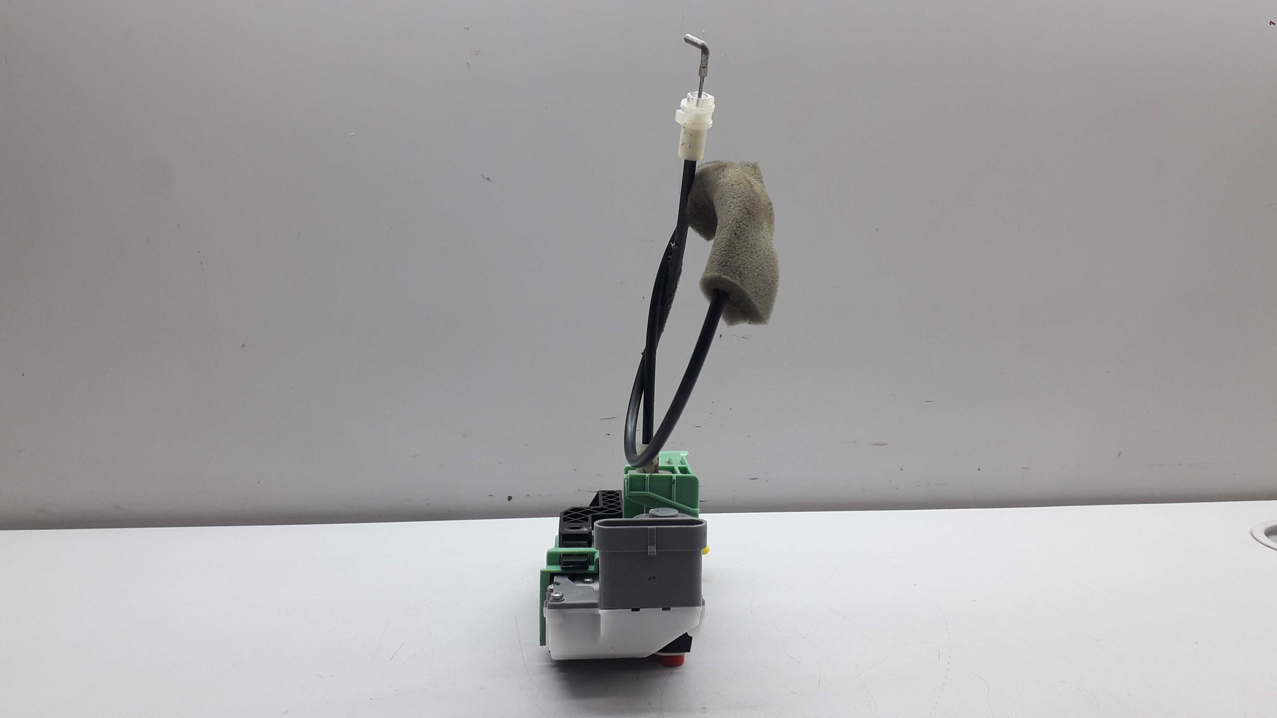 Fechadura Porta Traseira Direita Fiat Uno Vivace 2012 2