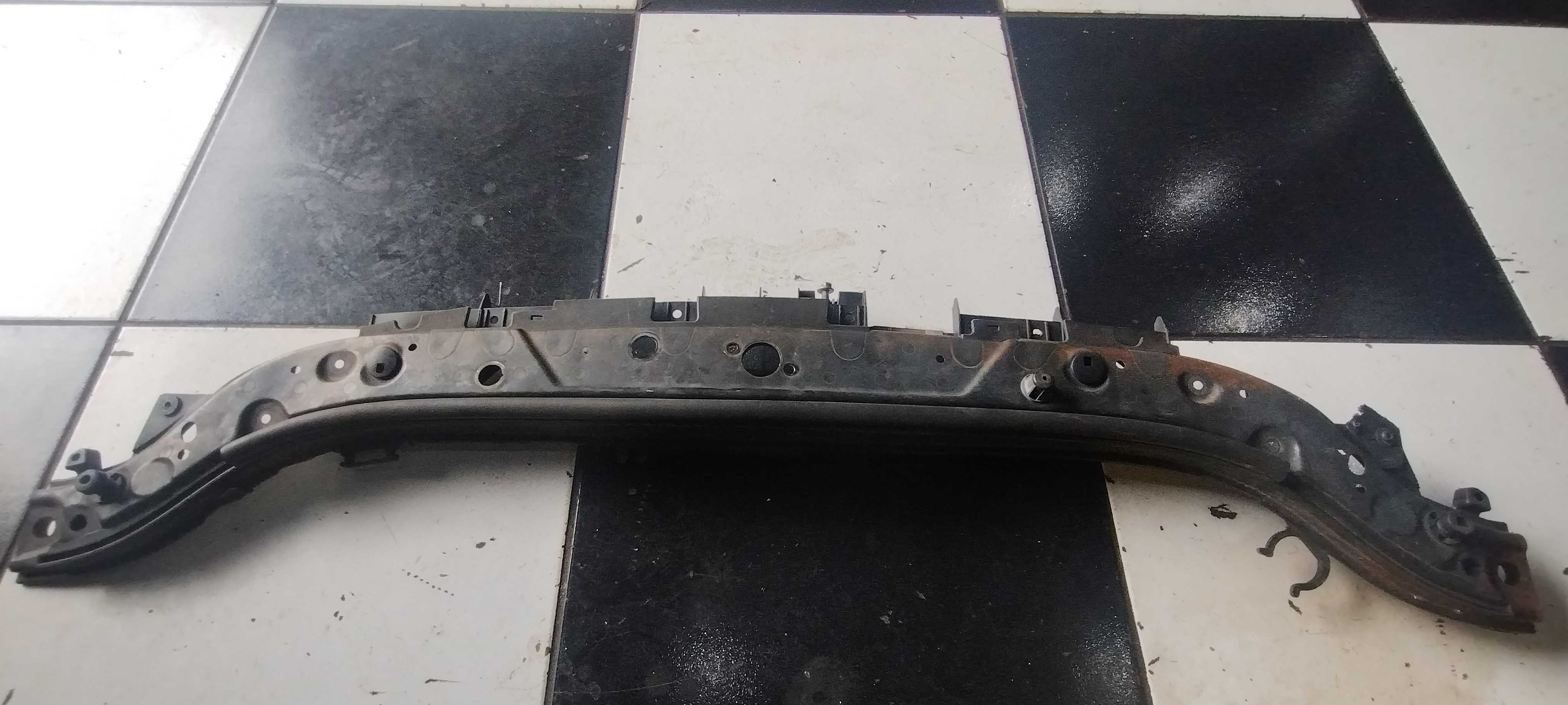 Painel Frontal Superior Renault Megane 2007/2012 1