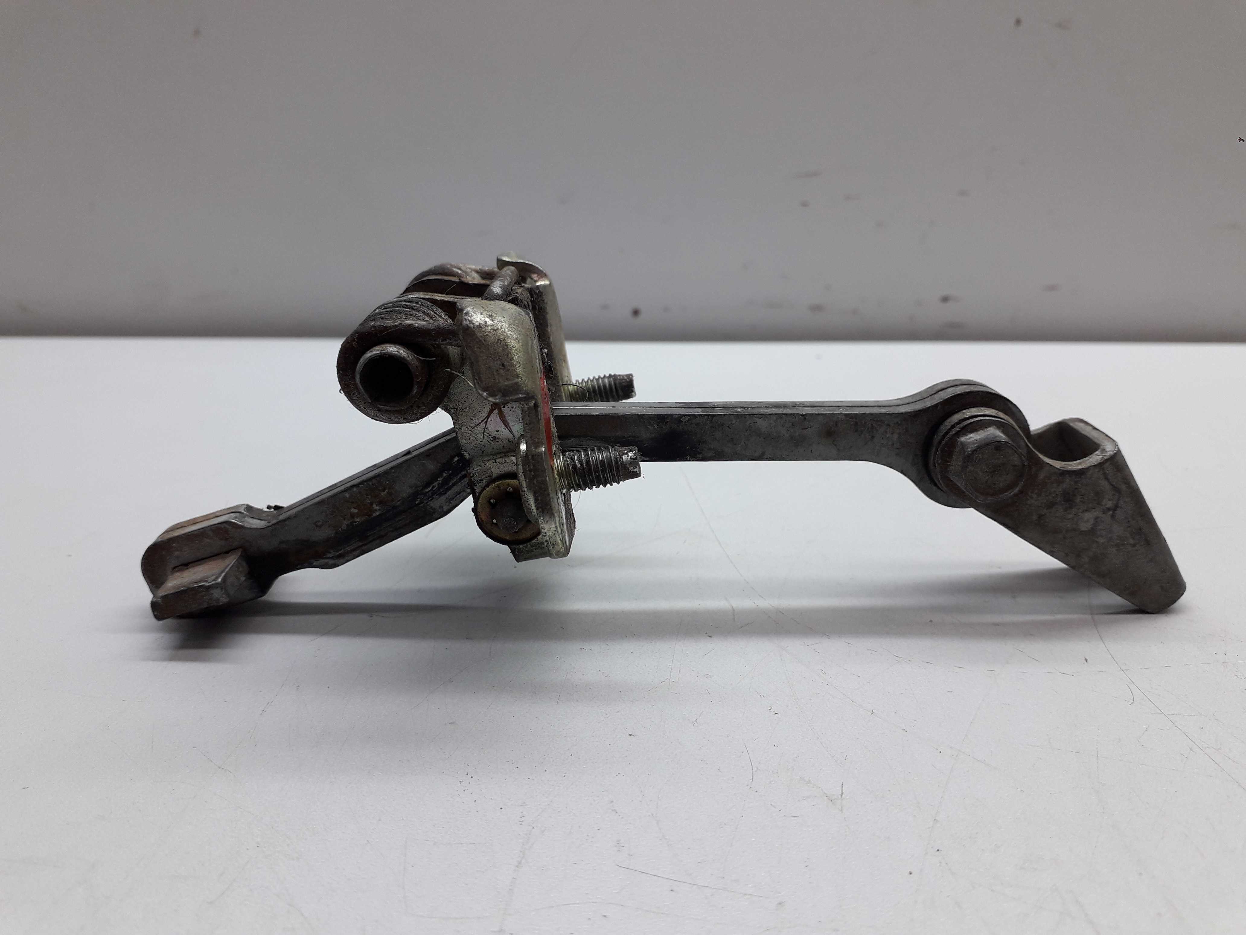 Limitador Porta Dianteira Vw Gol Parati Saveiro 1994/2001 4