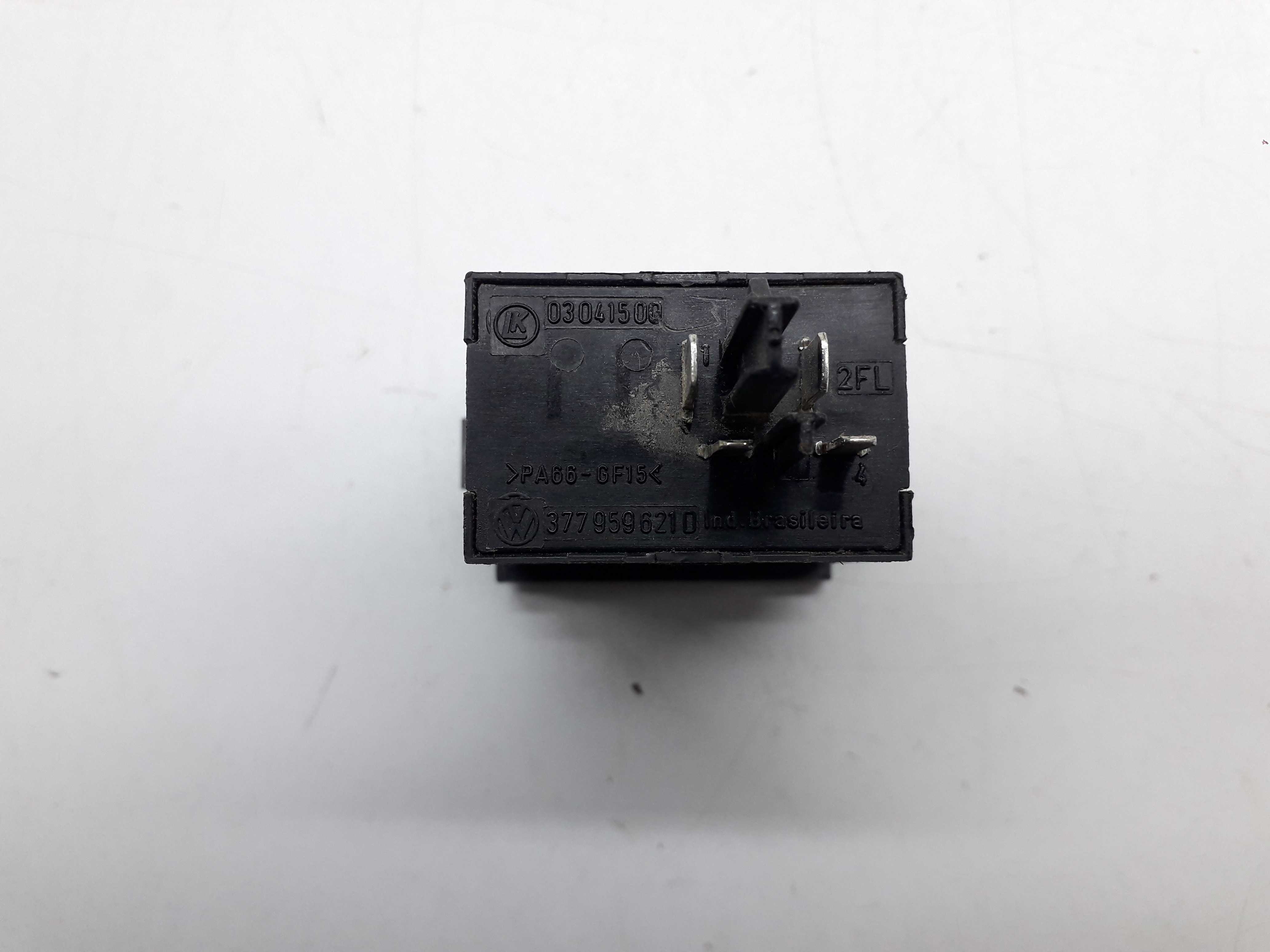 Botão Desembaçador Vw Gol Parati G3 G4 6