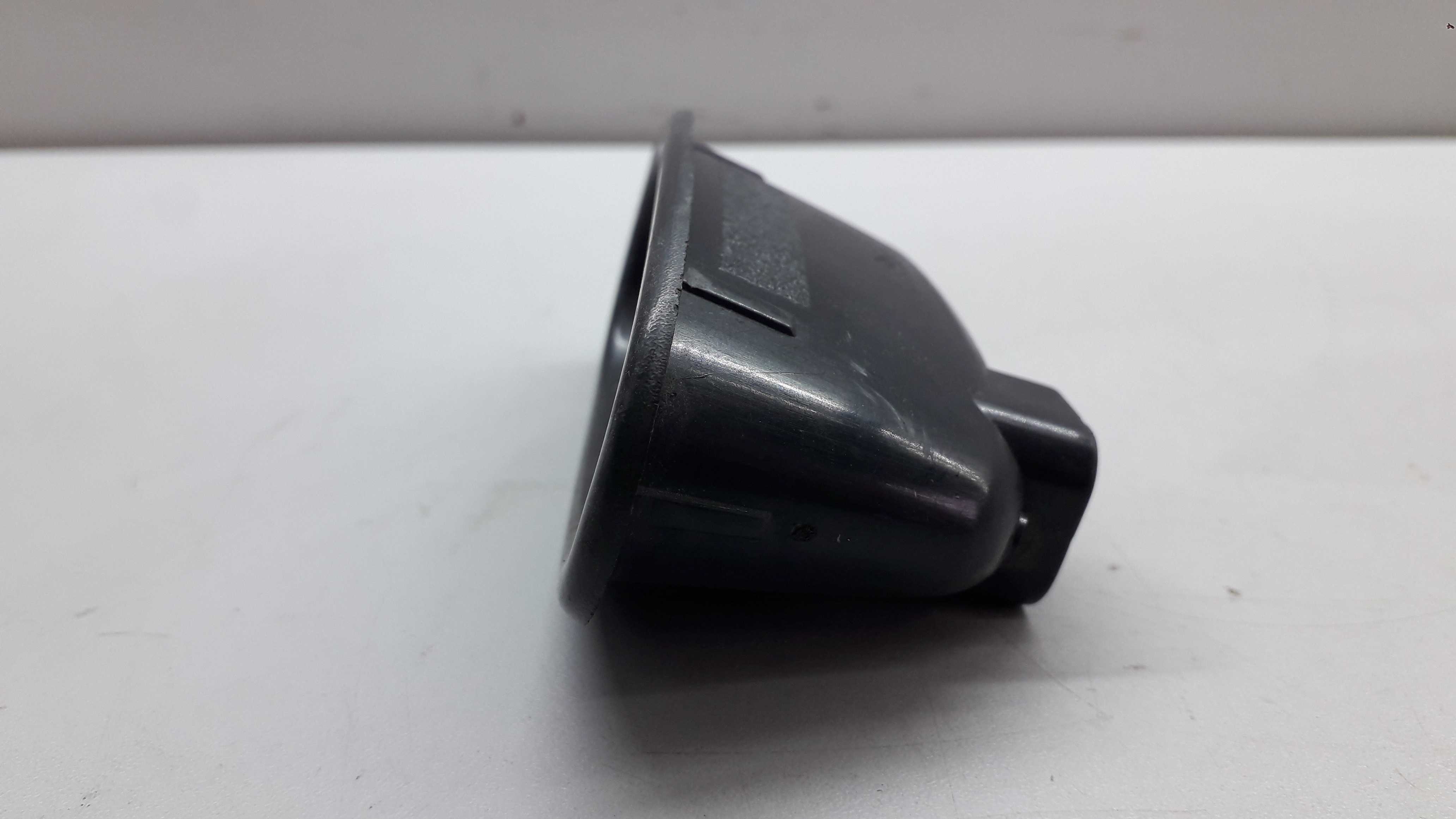 Moldura Do Puxador Interno Porta Direita Renault Clio 2008 2