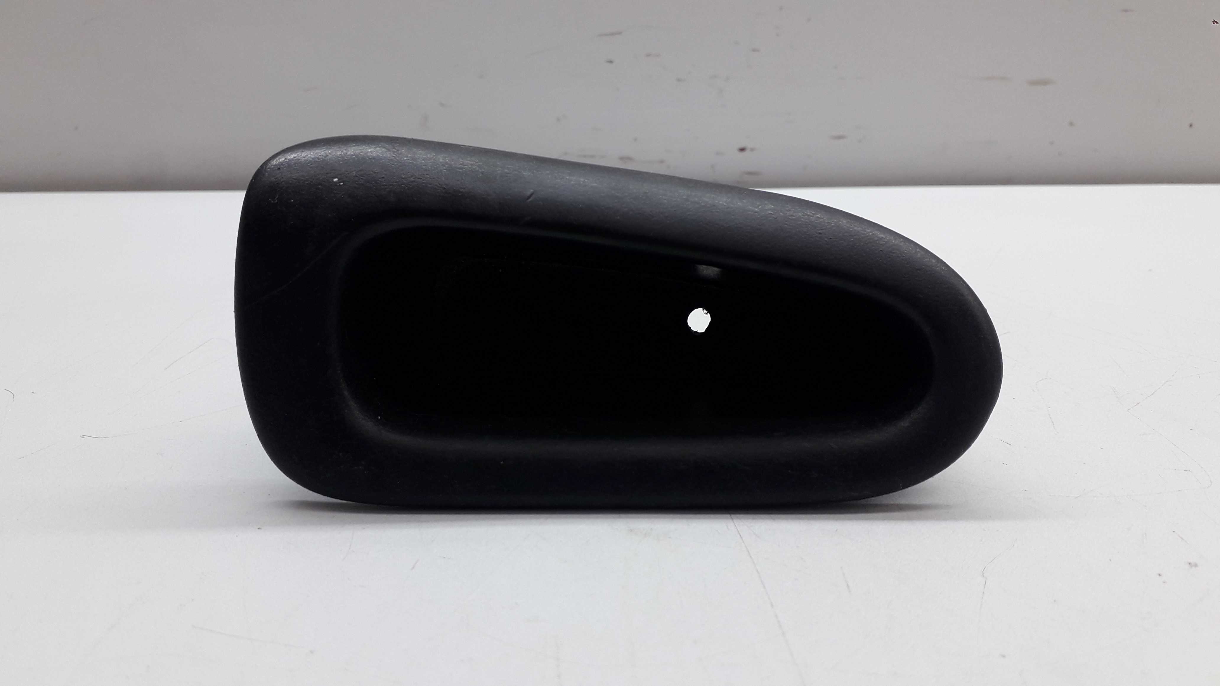 Moldura Puxador Interno Da Porta Peugeot 206 2007 1