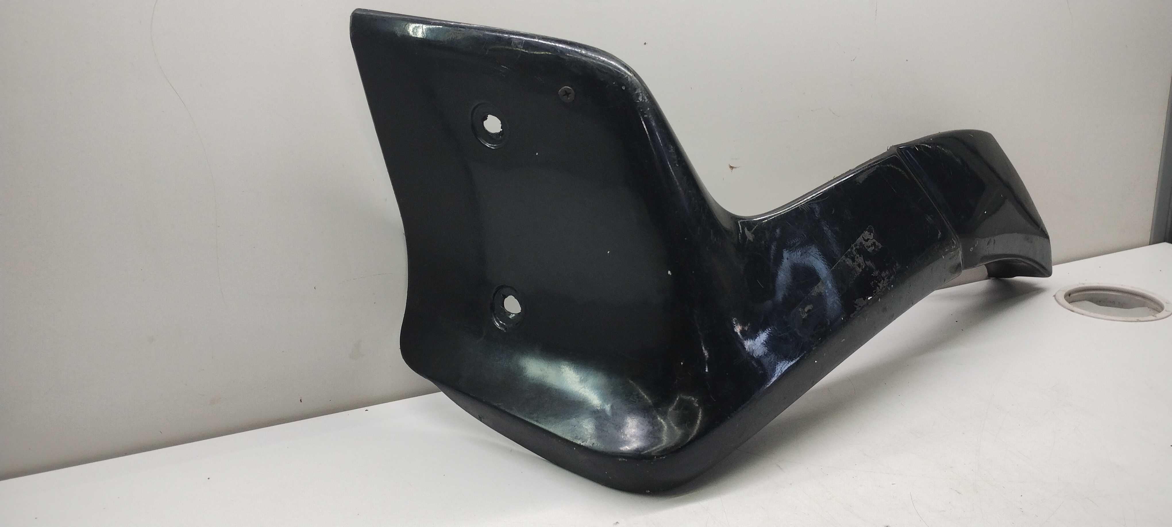Acabamento Paralama Traseiro Direito Chevrolet Tracker 08 2