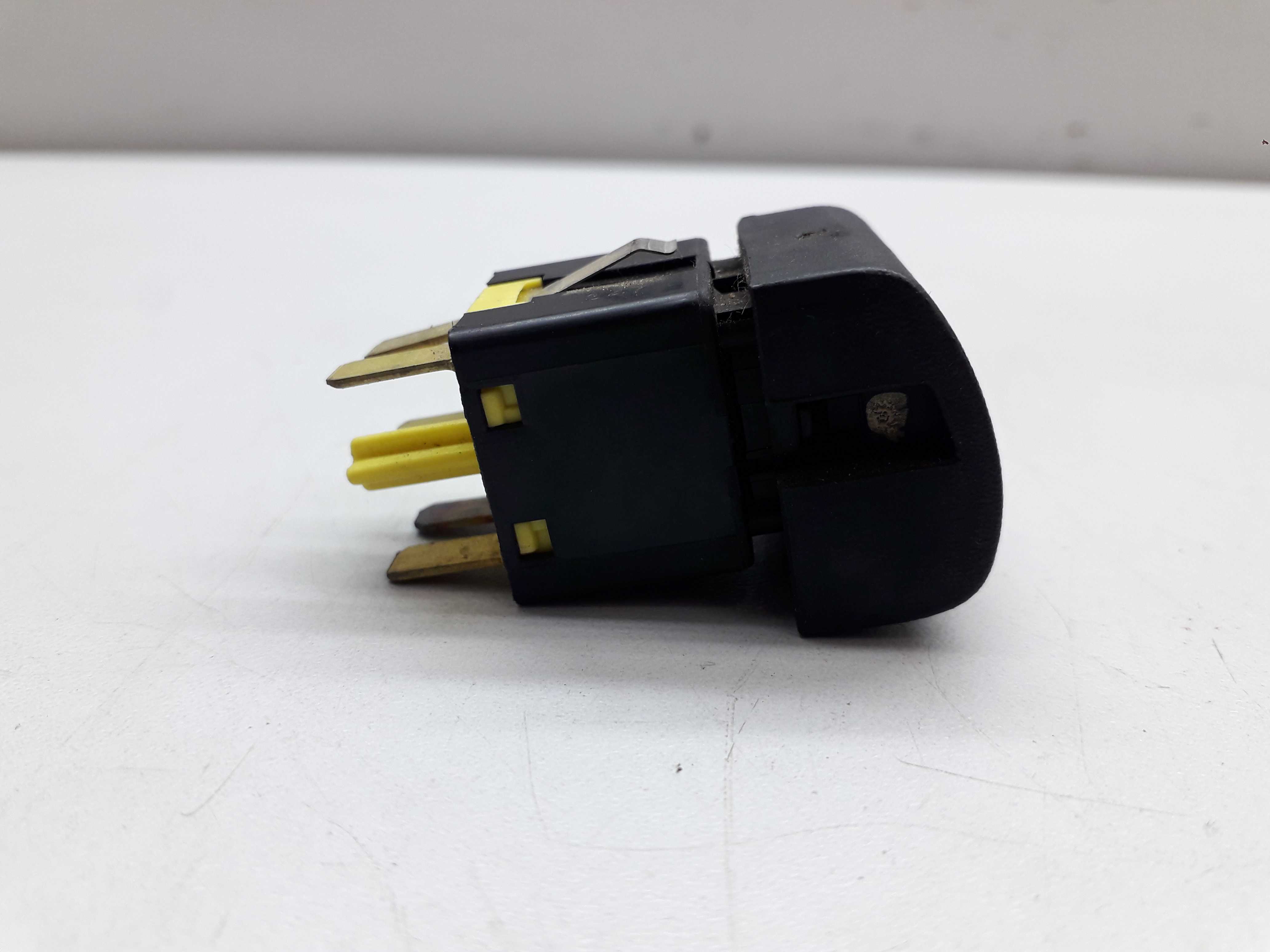 Botão Desembaçador Gm Vectra 1997 4
