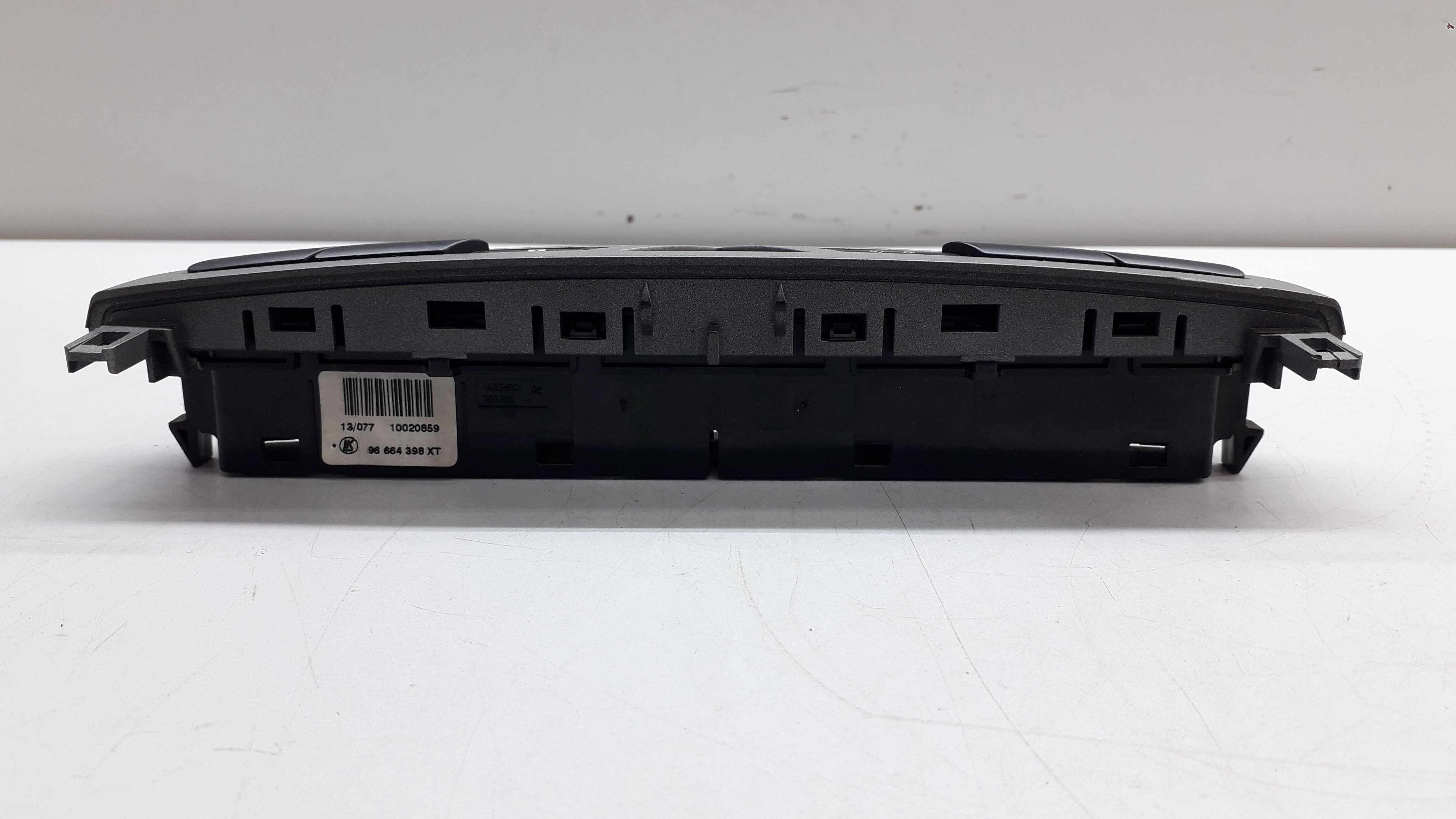 Comando Botão Pisca Alerta Peugeot 408 2013/2014 Cinza 5