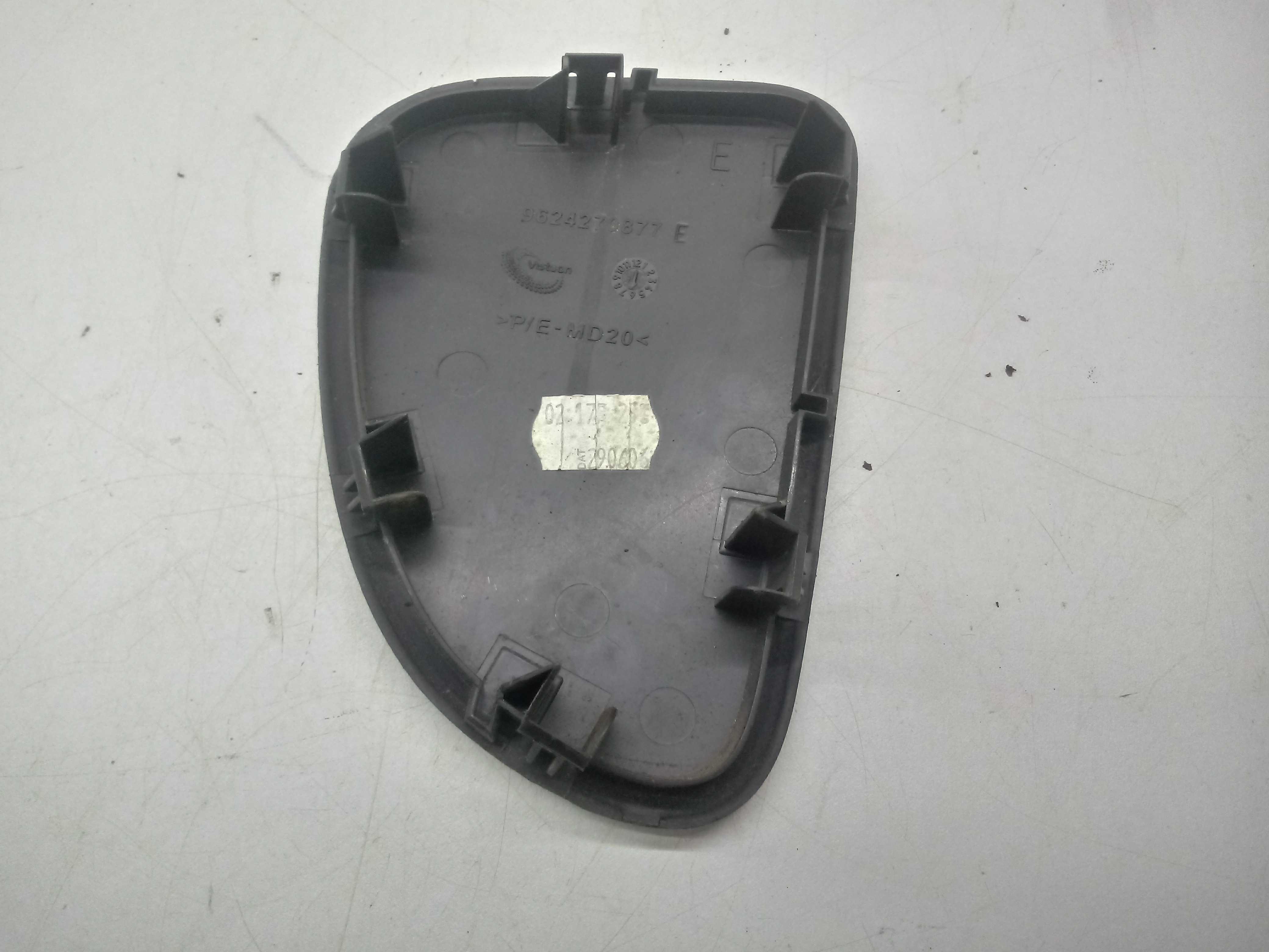 Tampa Da Caixa De Fusíveis Esquerda Peugeot 206 2008 2