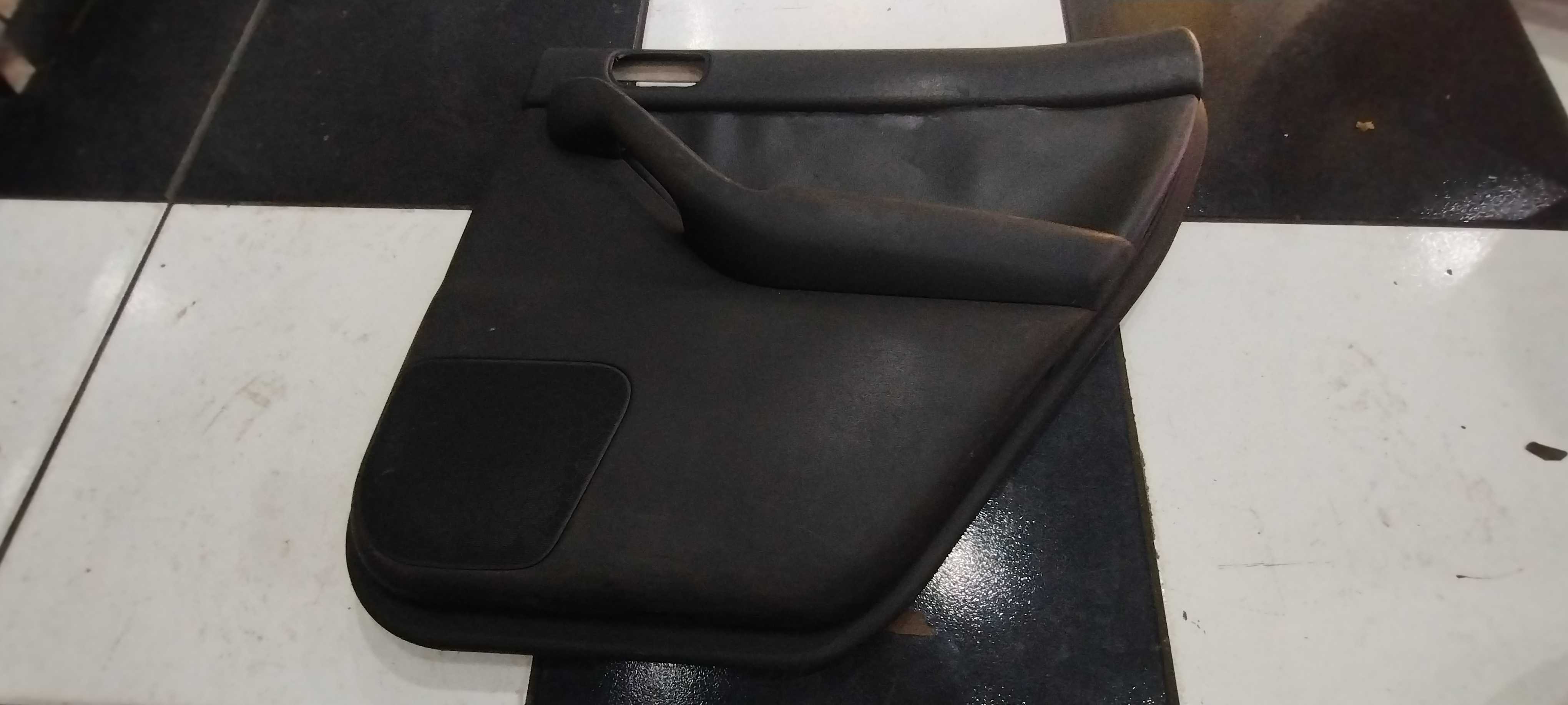 Forro De Porta Traseira Direita Audi A3 2001/2006 Preto 1