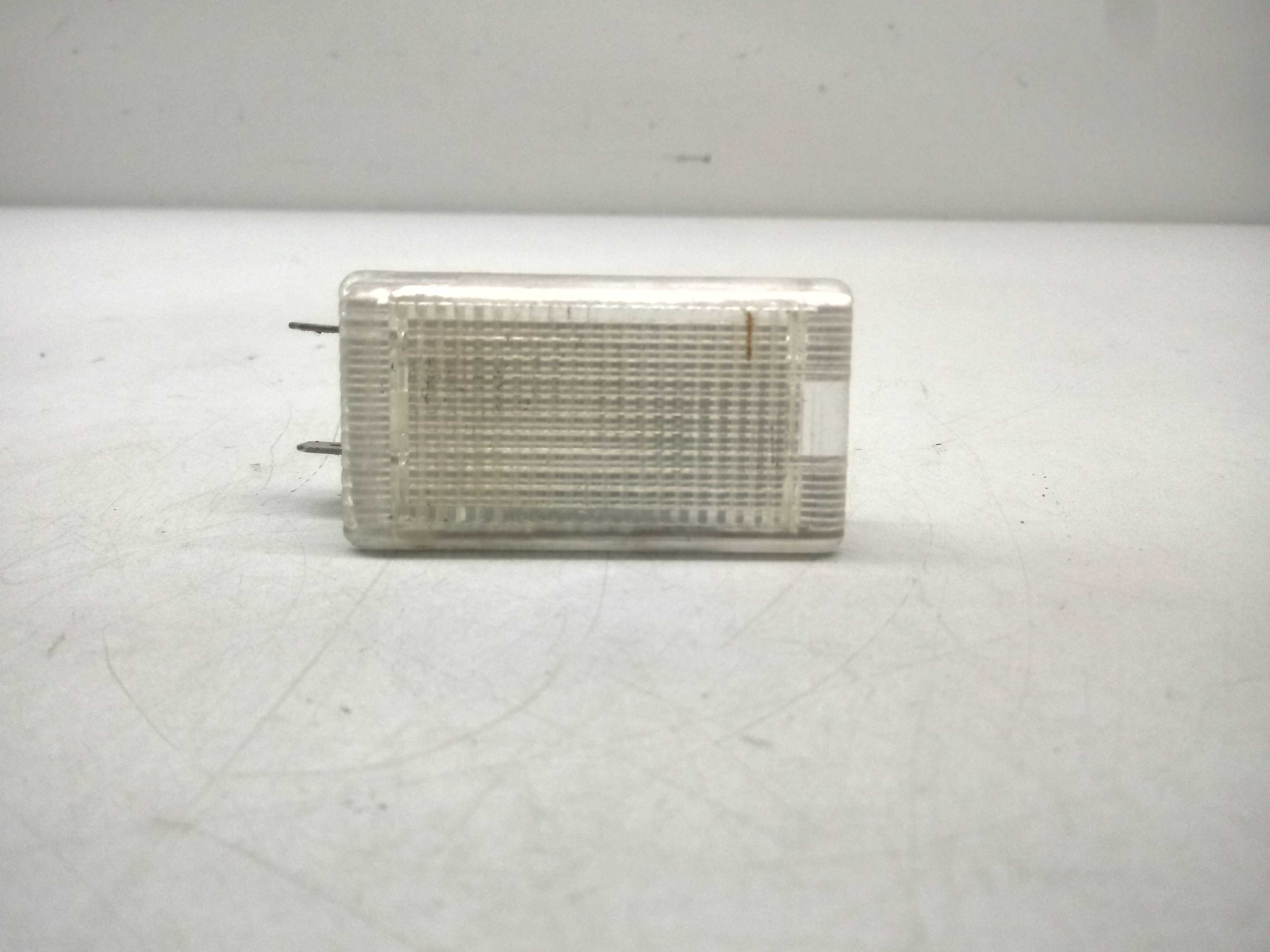 Luz Cortesia Audi A3 99/01 1