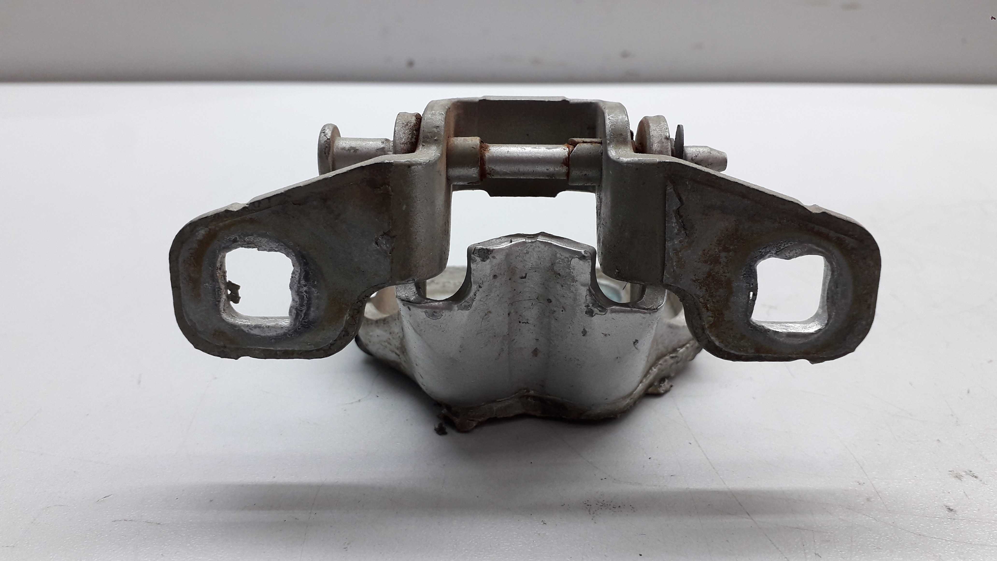 Dobradiça Porta Traseira Direita Renault Logan Sandero 2008 4