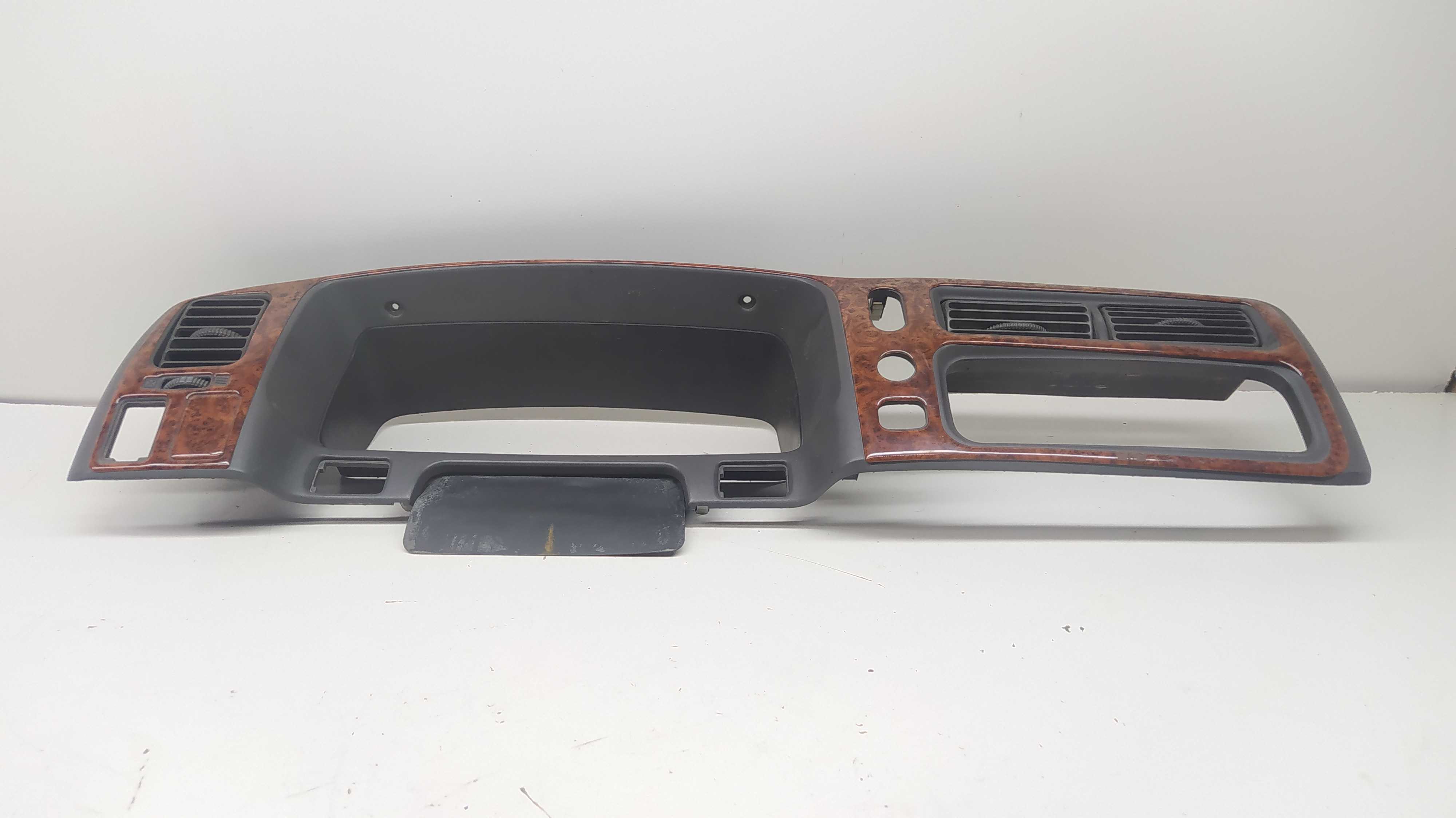 Moldura Do Painel De Instrumentos Pajero Sport 5