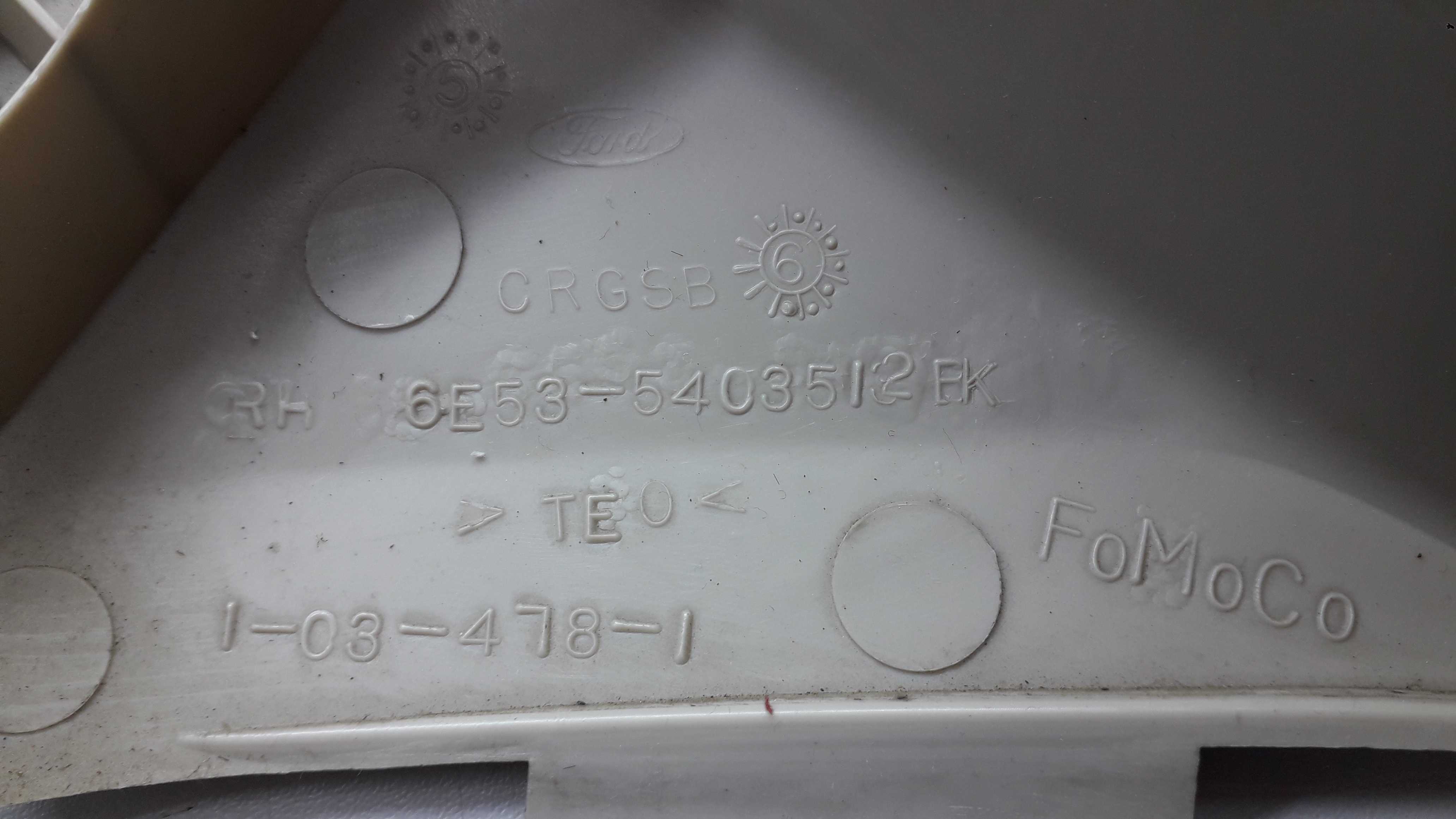 Moldura Coluna Parabrisa Direita Ford Fusion 2006/2009 5