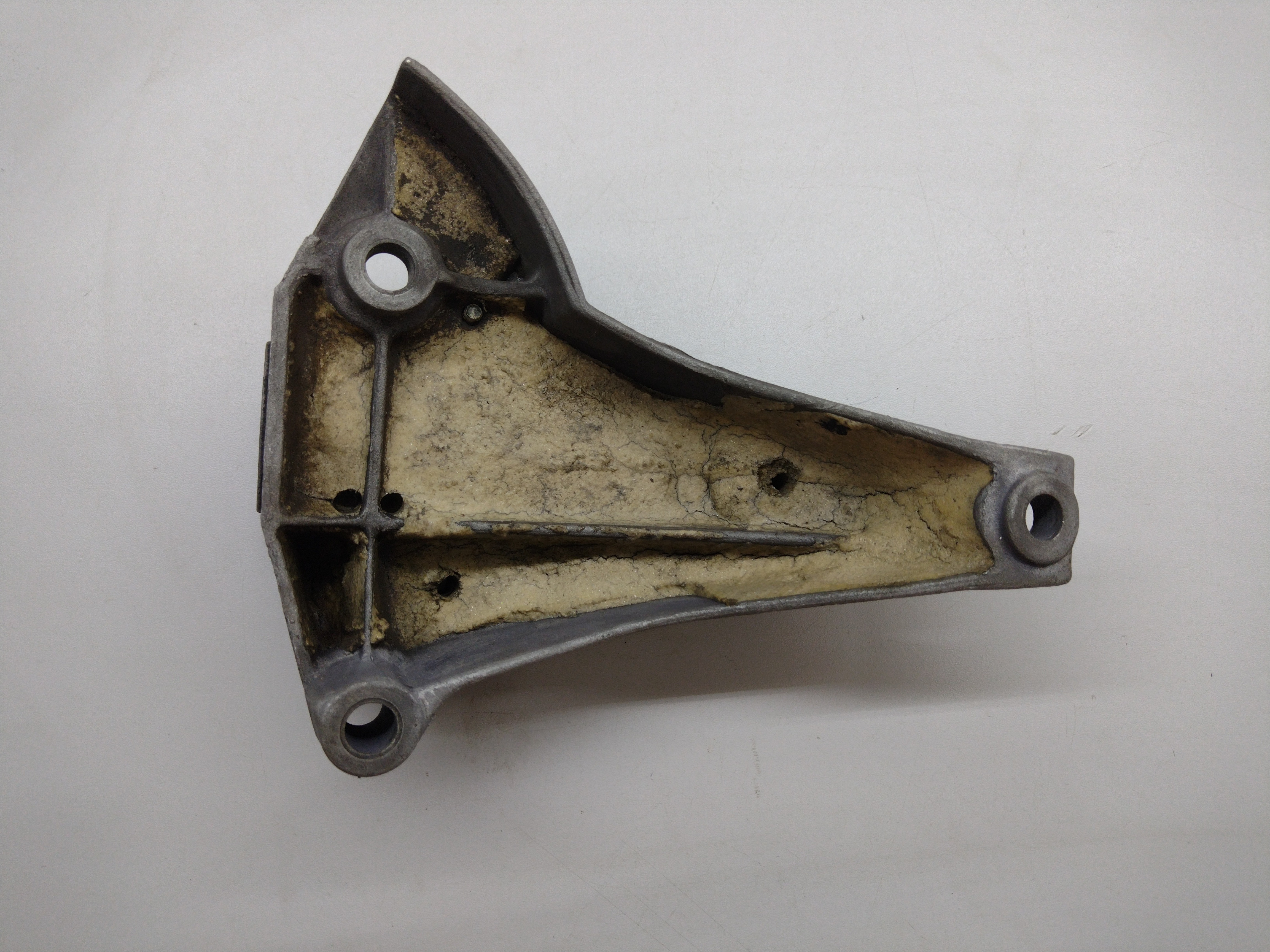 Suporte Esquerdo Câmbio Audi A4 2.4 99/01 6