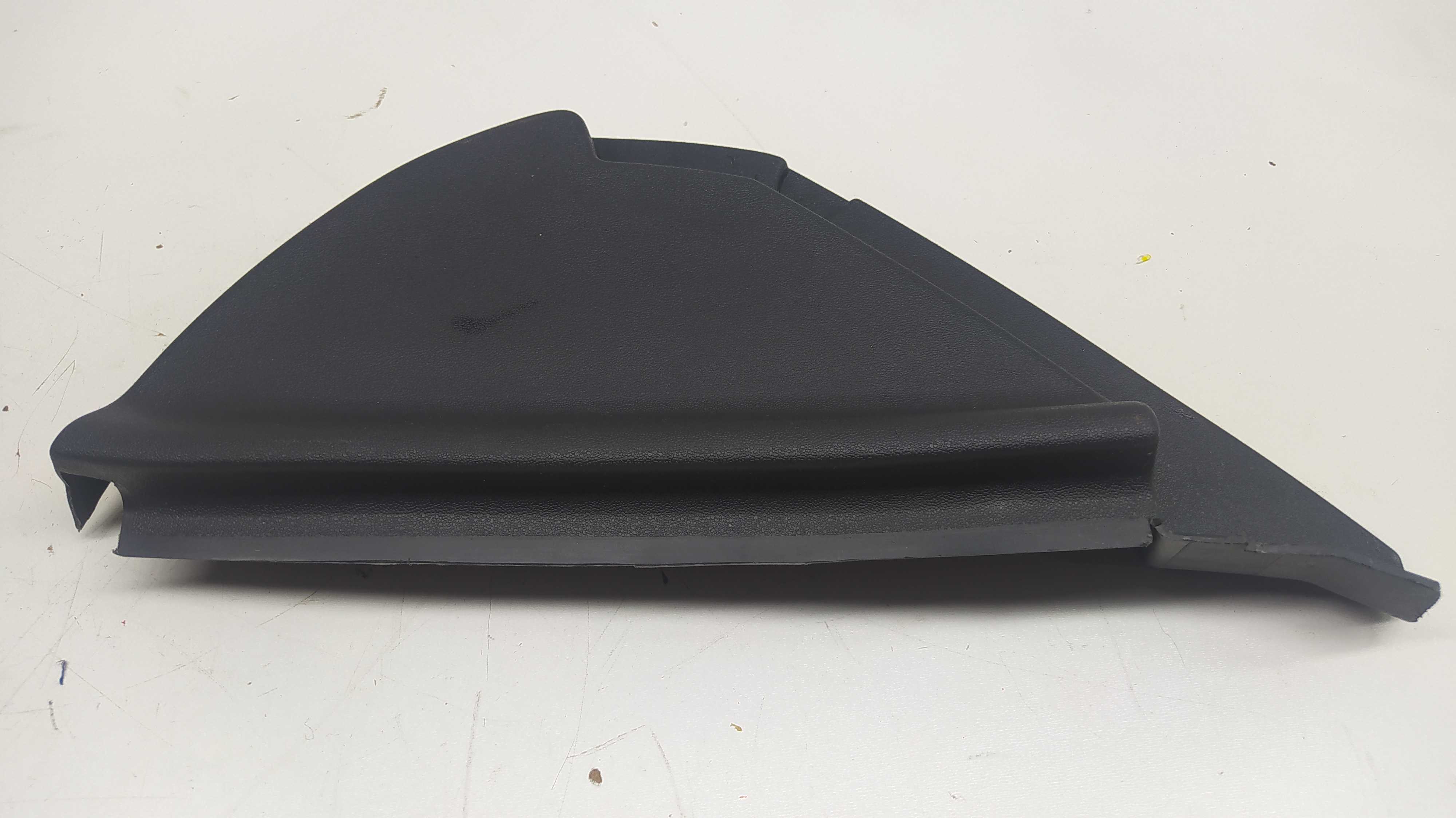 Acabamento Lateral Esquerdo Painel Renault Megane Grand Tour 1
