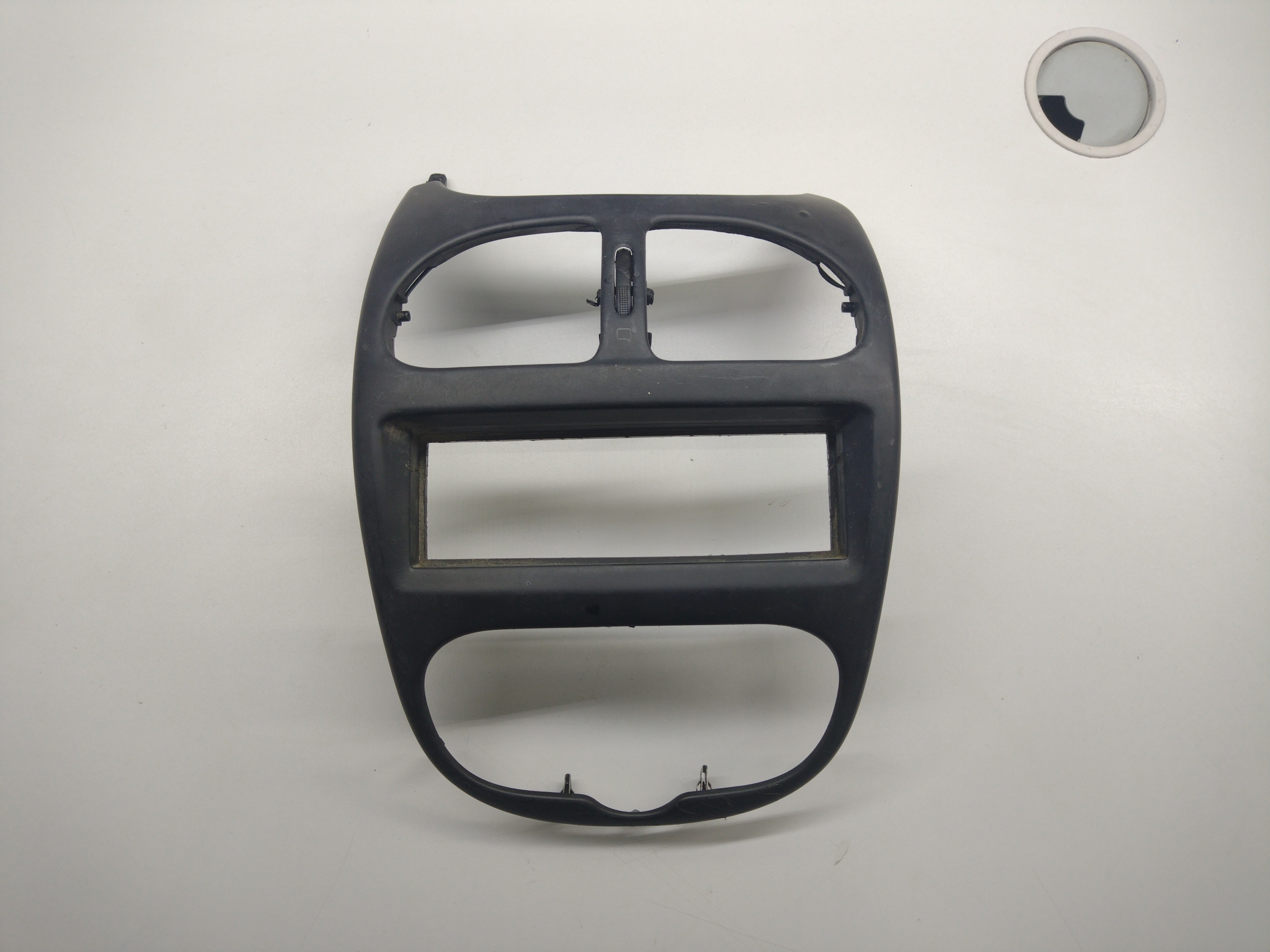 Moldura Painel Central S/ Difusor Peugeot 206 1