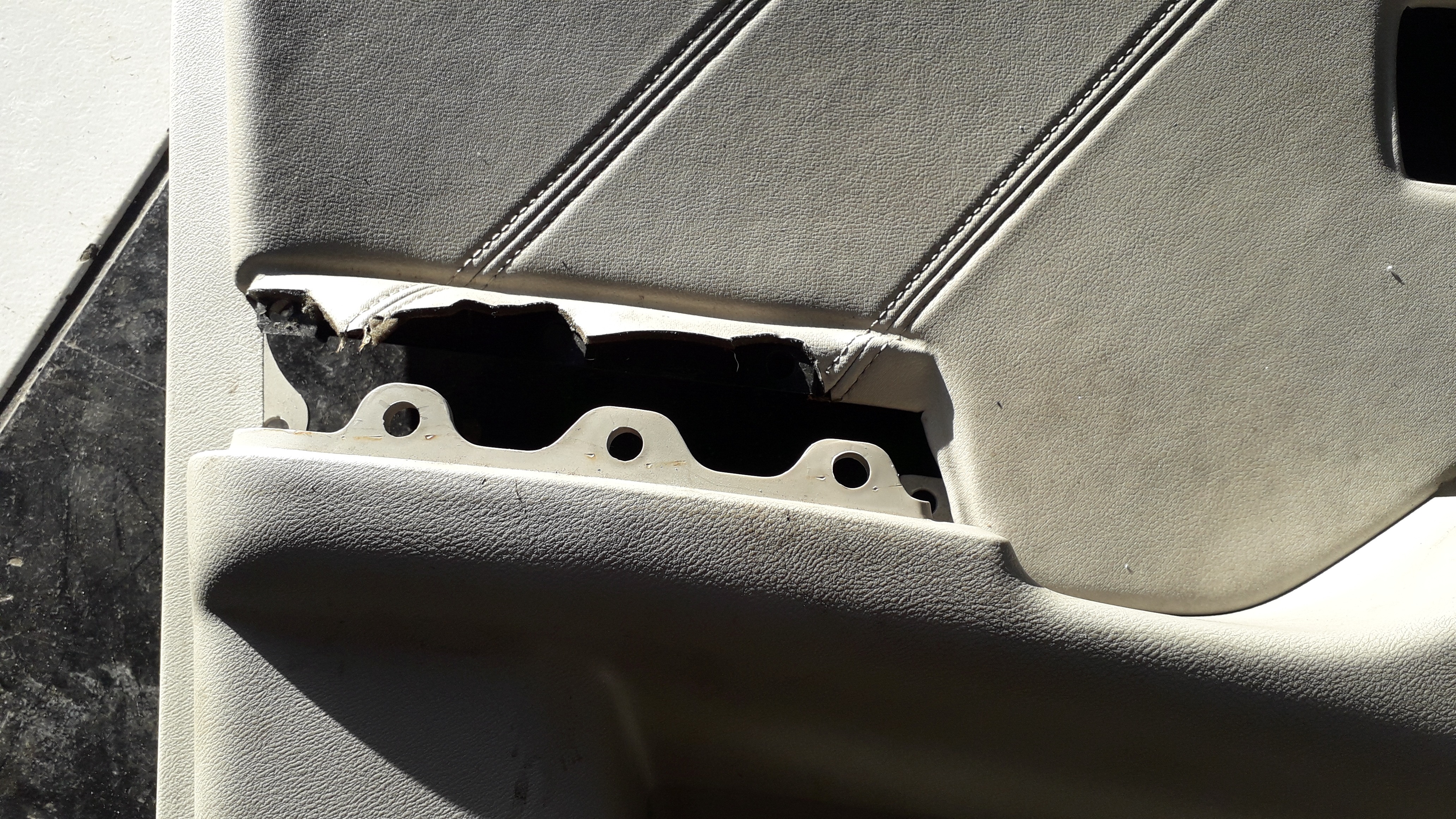 Forro De Porta Dianteira Esquerda Hyundai Azera 2009 2