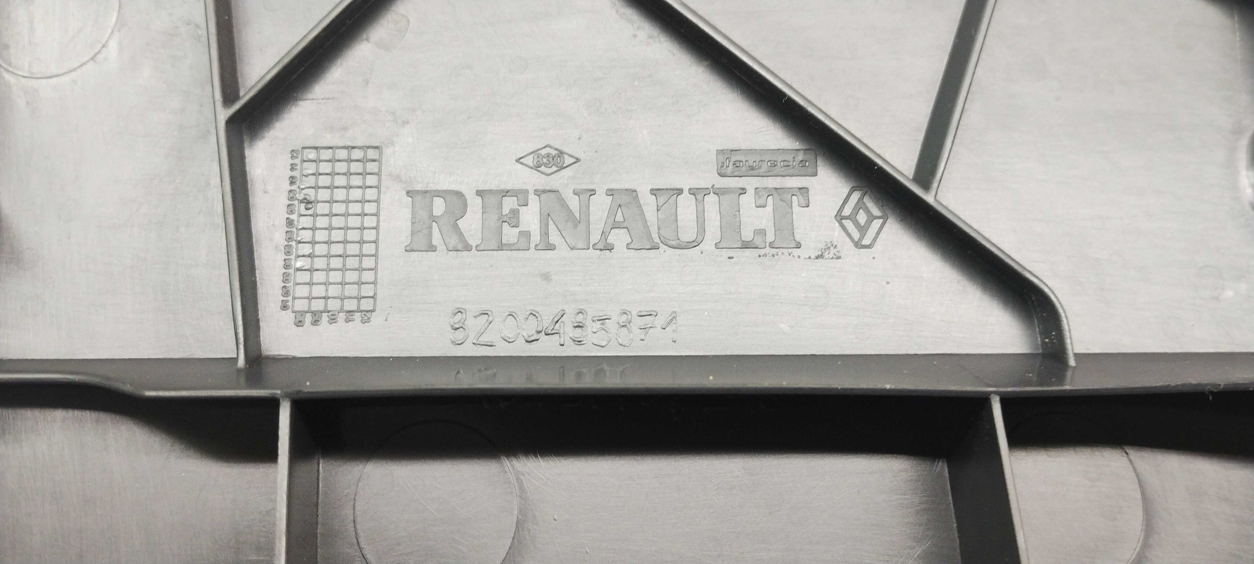 Moldura Acabamento Painel Fusível Renault Megane 2012 4