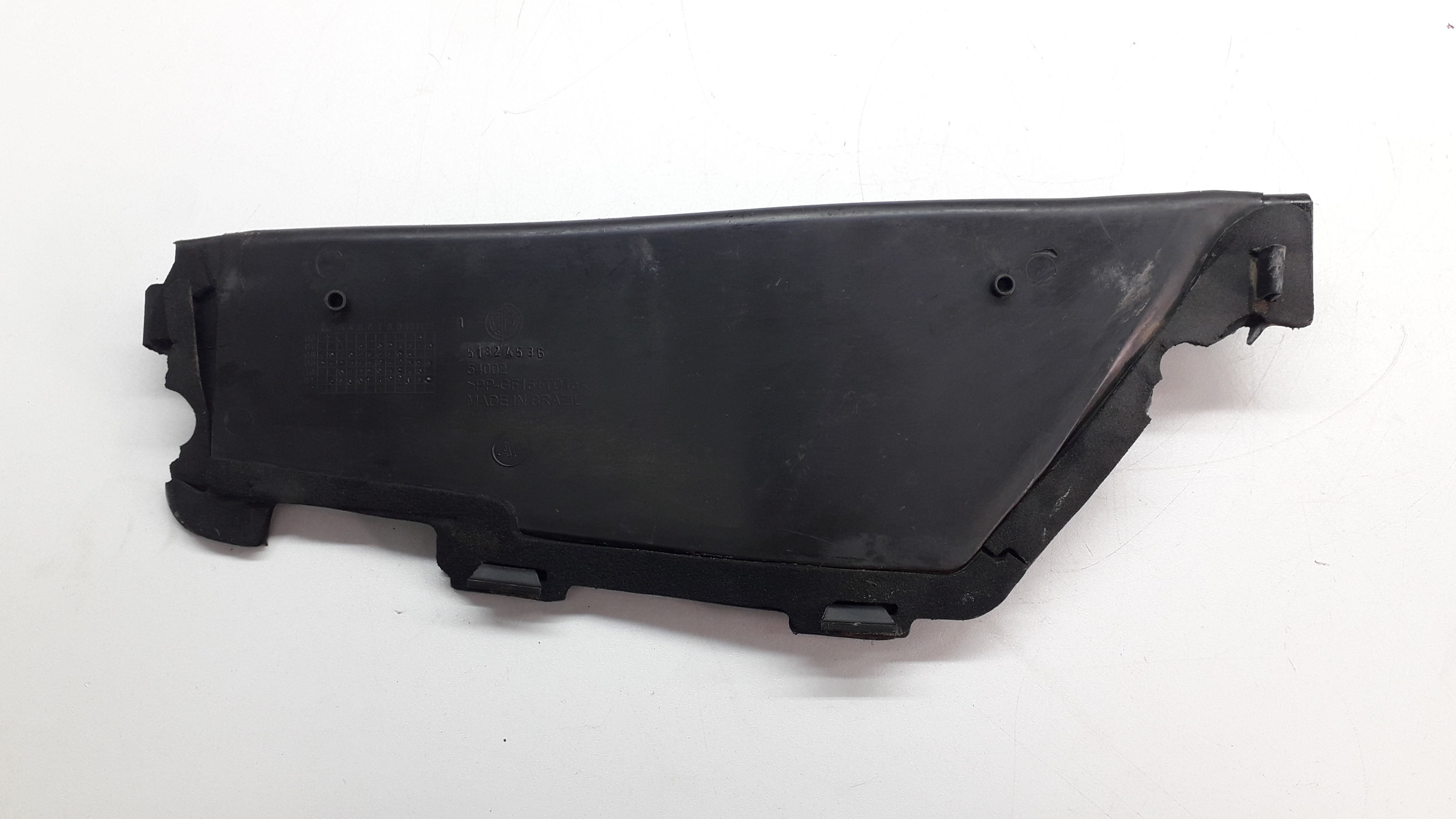 Acabamento Esquerdo Churrasqueira Fiat Punto 12/16 Avariada Preto 6