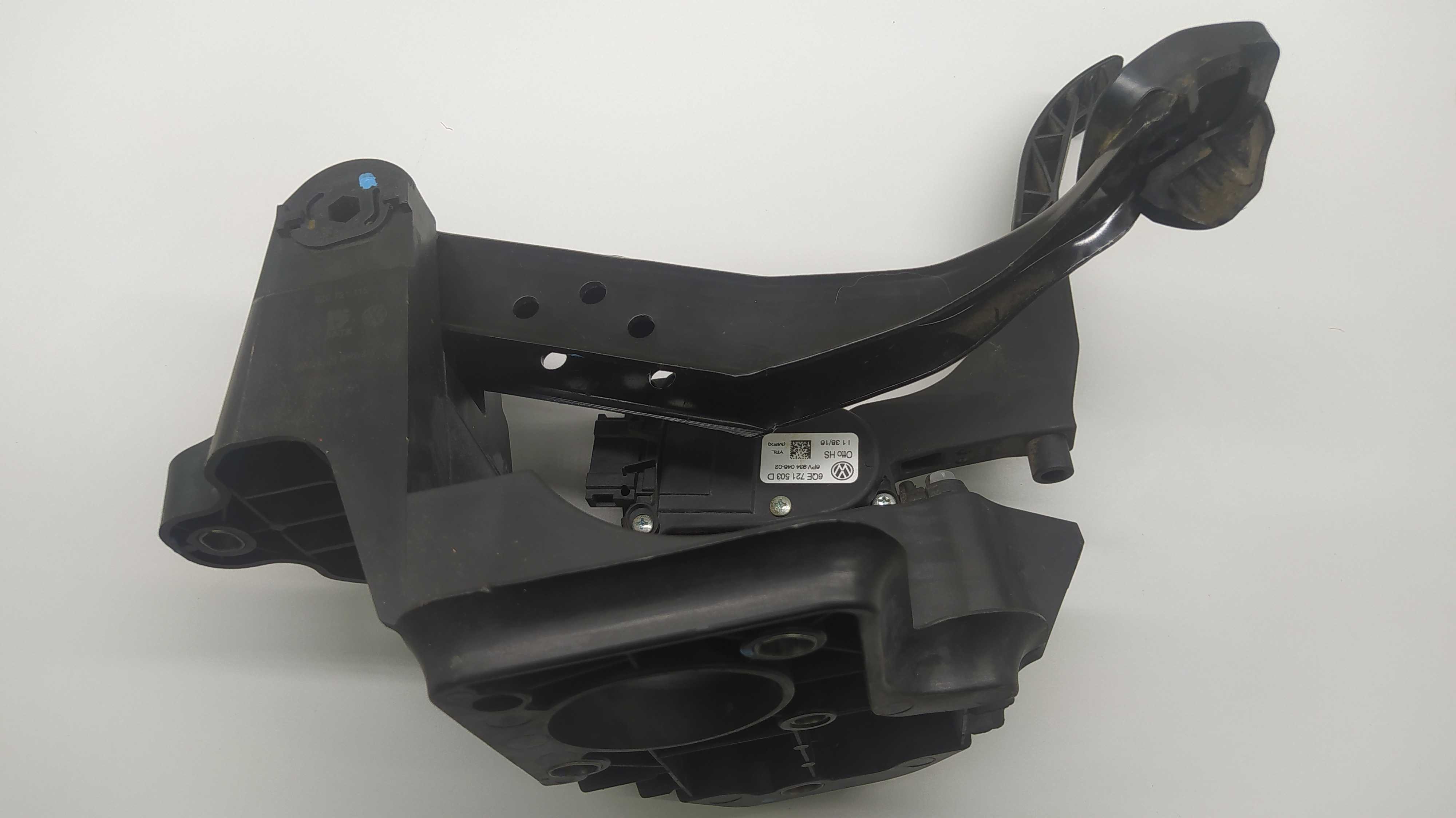 Pedal De Freio Acelerador Com Suporte Vw Gol G7 2
