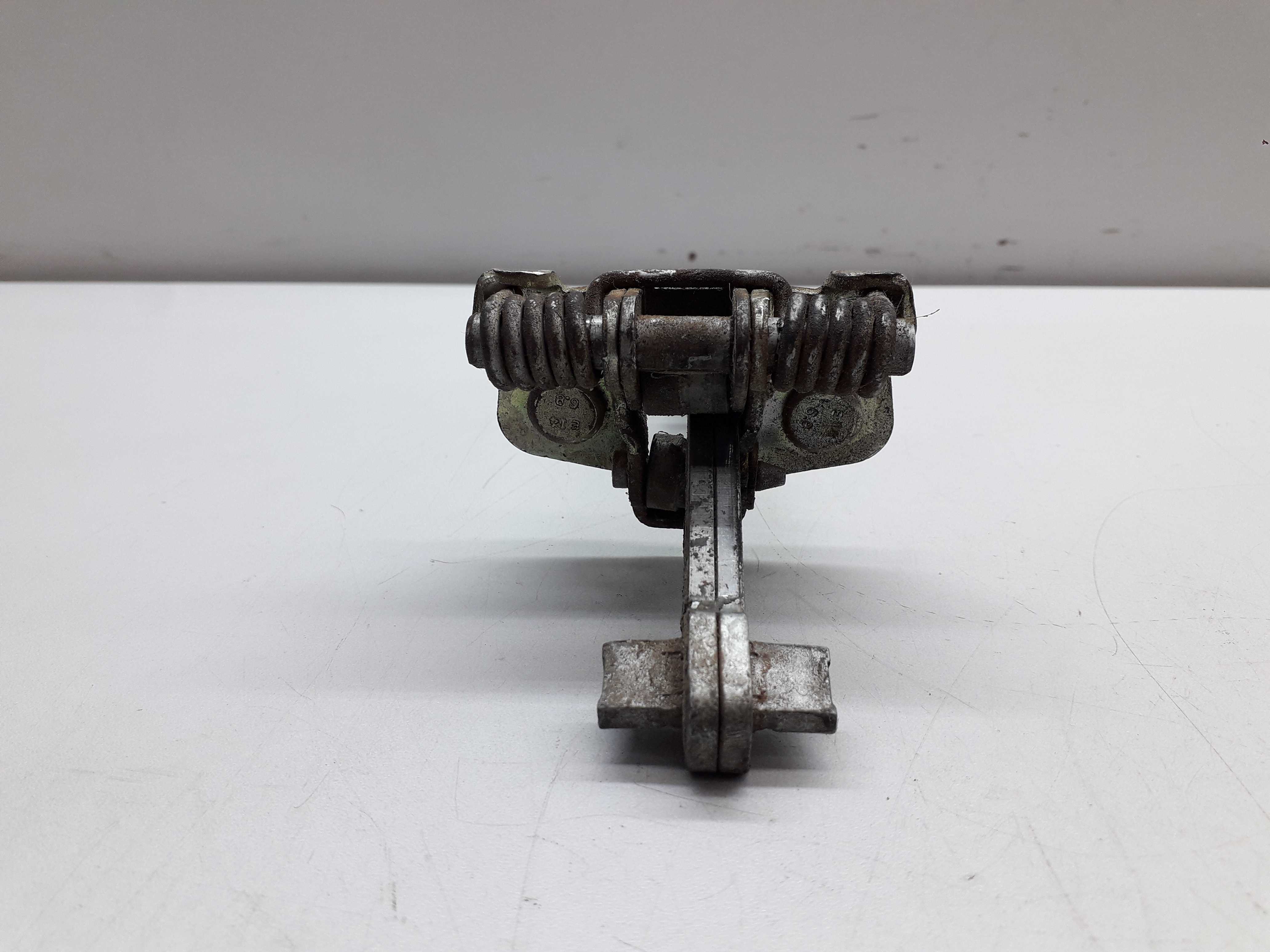 Limitador Porta Dianteira Vw Gol Parati Saveiro 1994/2001 3
