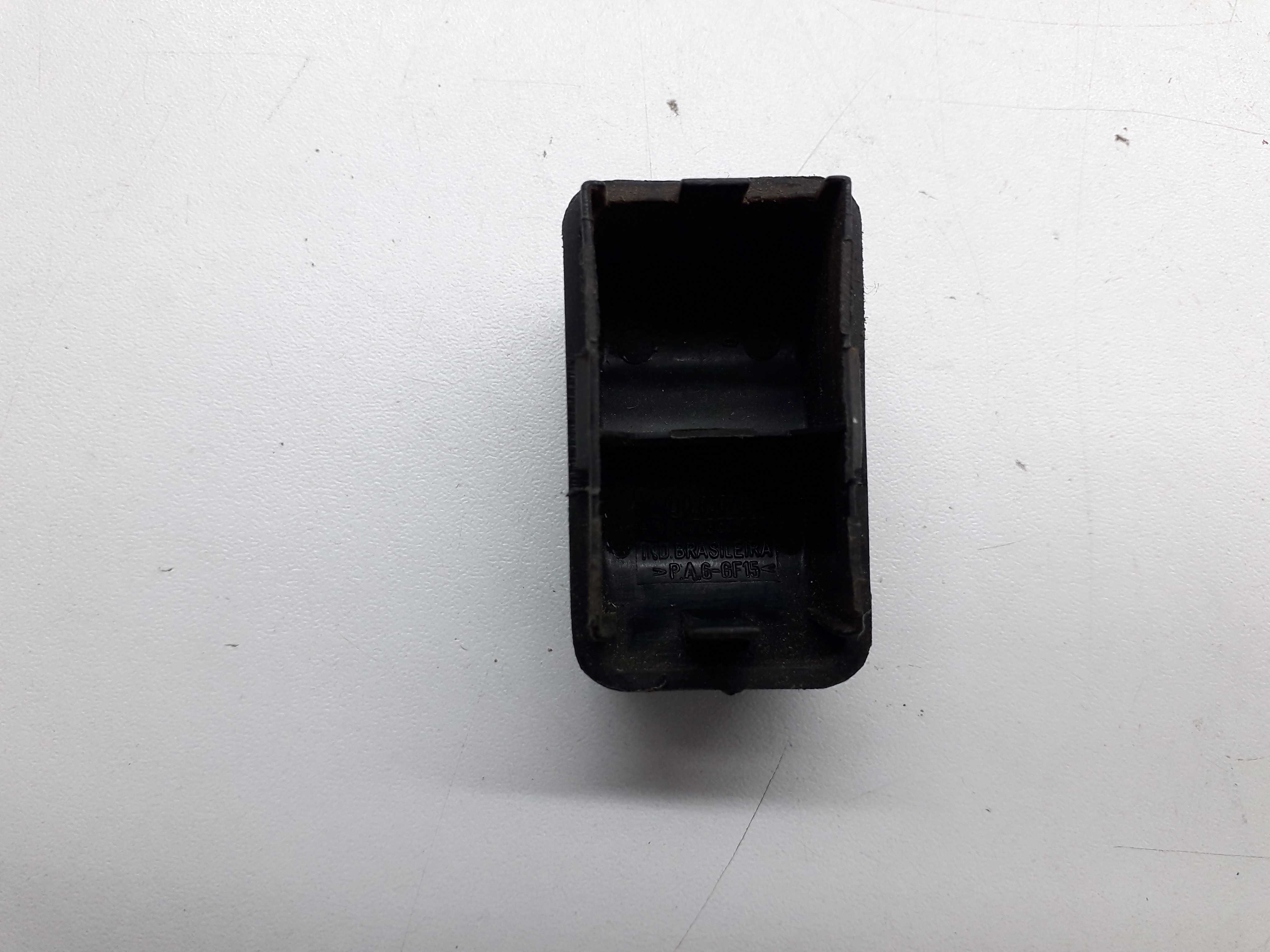 Botão Falso Vw Gol Parati G3 G4 6