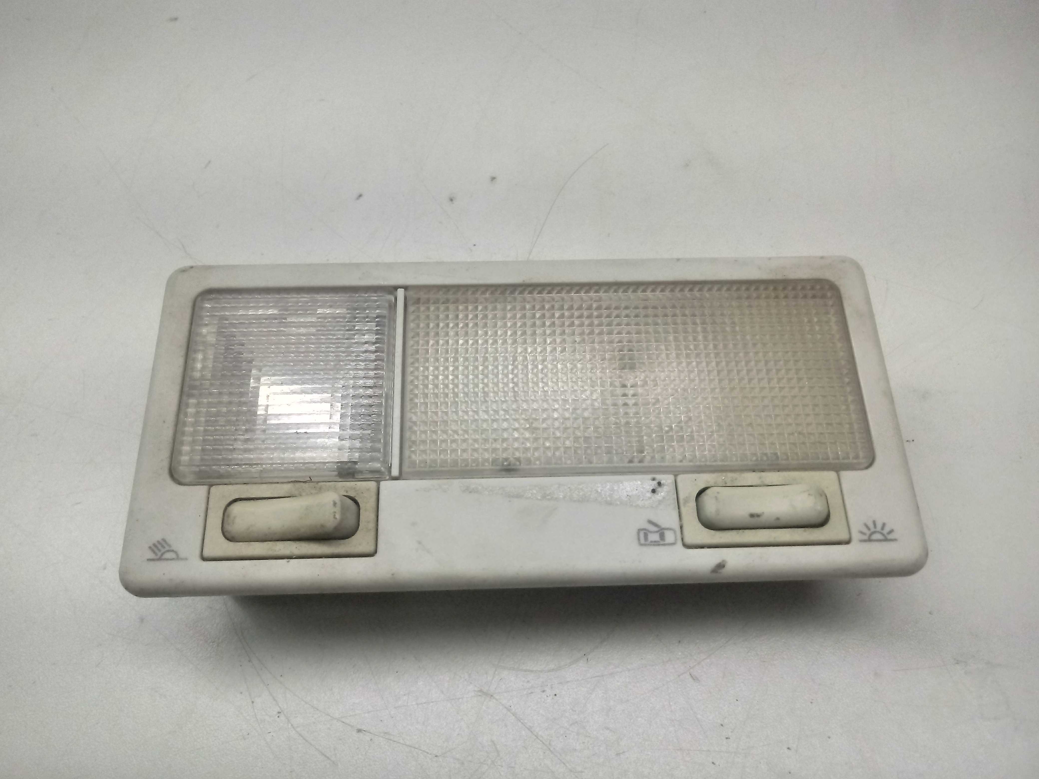 Luz De Teto Cortesia Vw Golf Passat 94/98 1