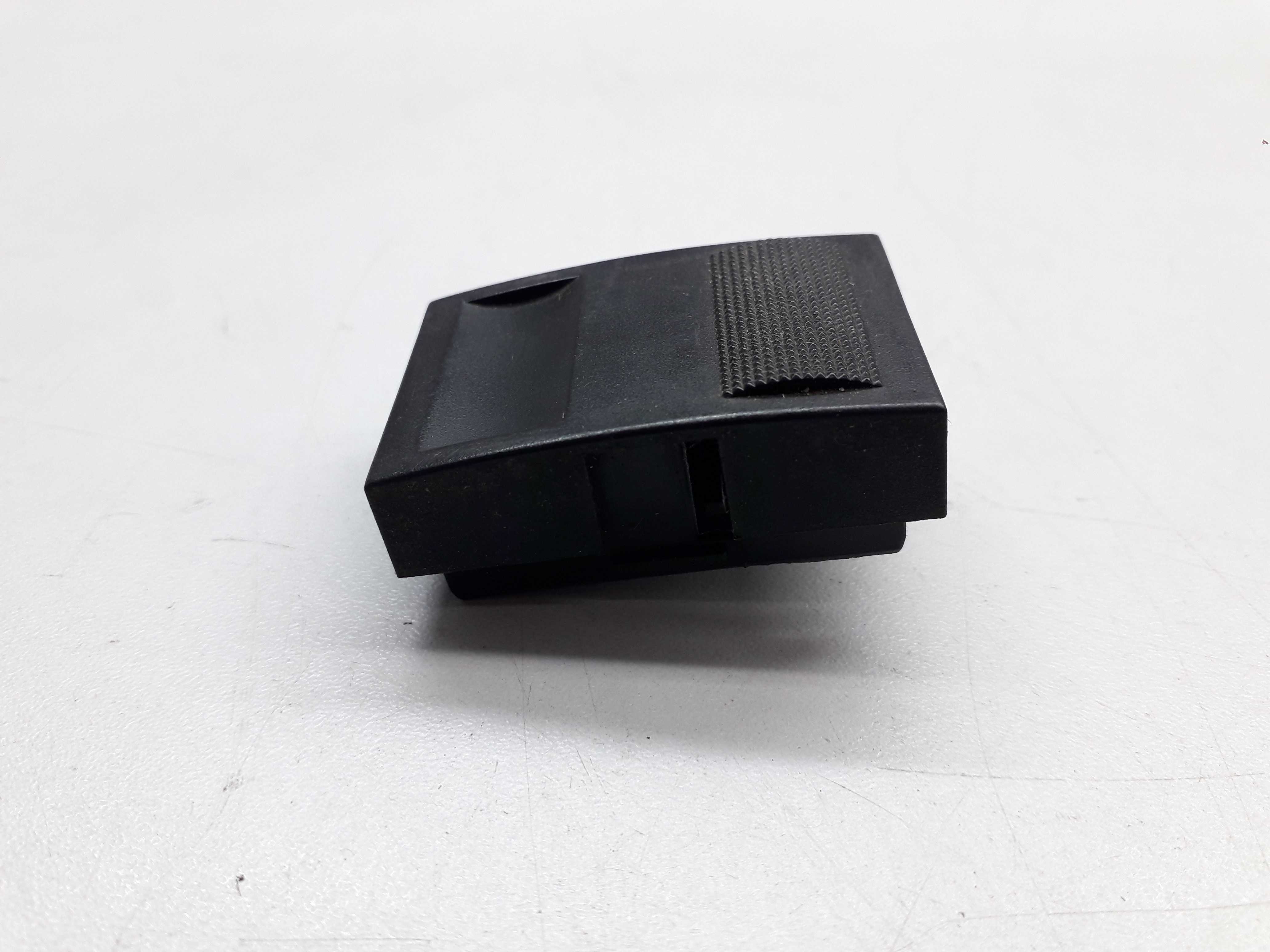 Botão Falso Painel Vw Gol Parati G4 3