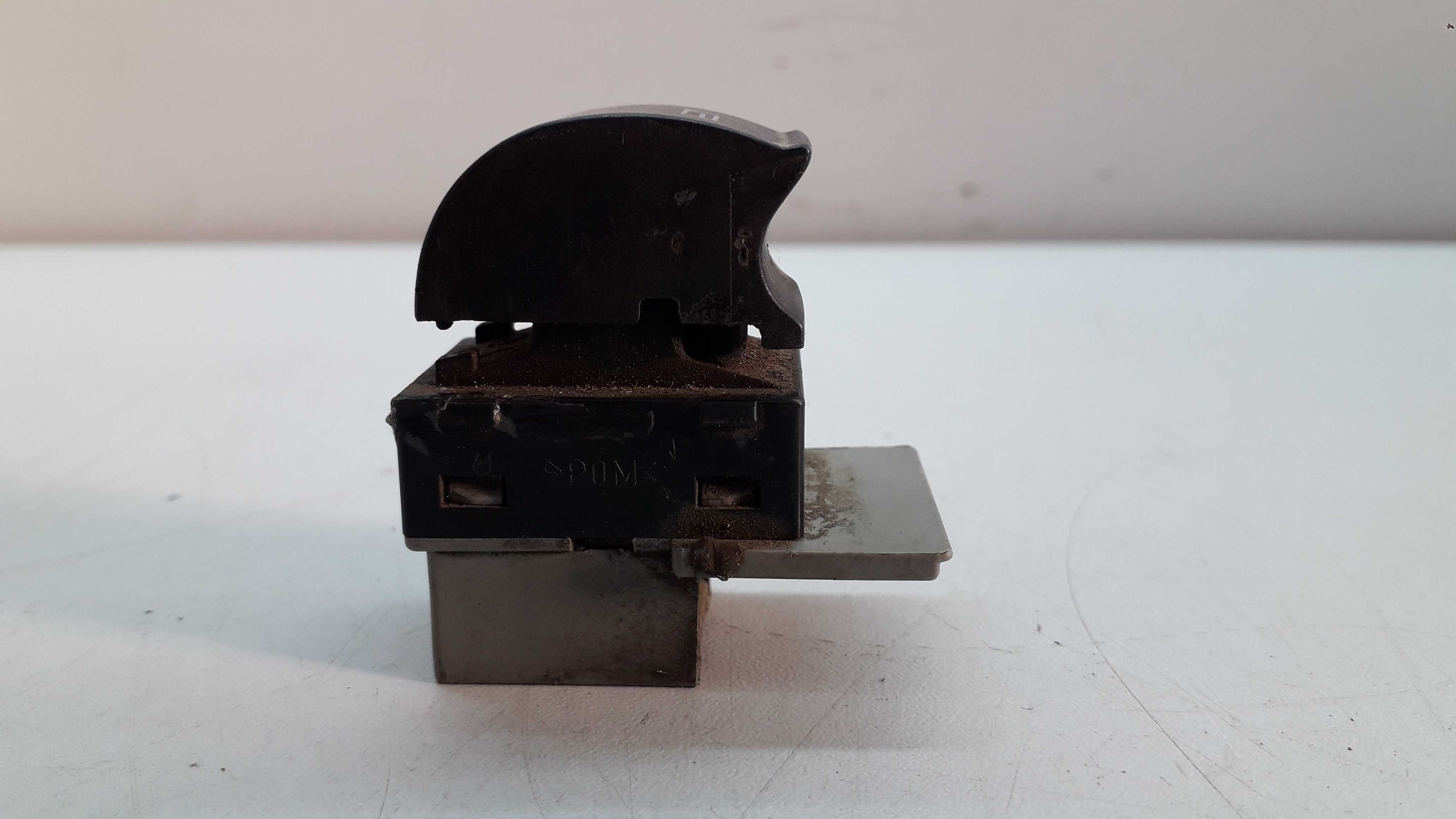 Botão Interruptor Vidro Elétrico Traseiro Esquerdo Audi A3 3