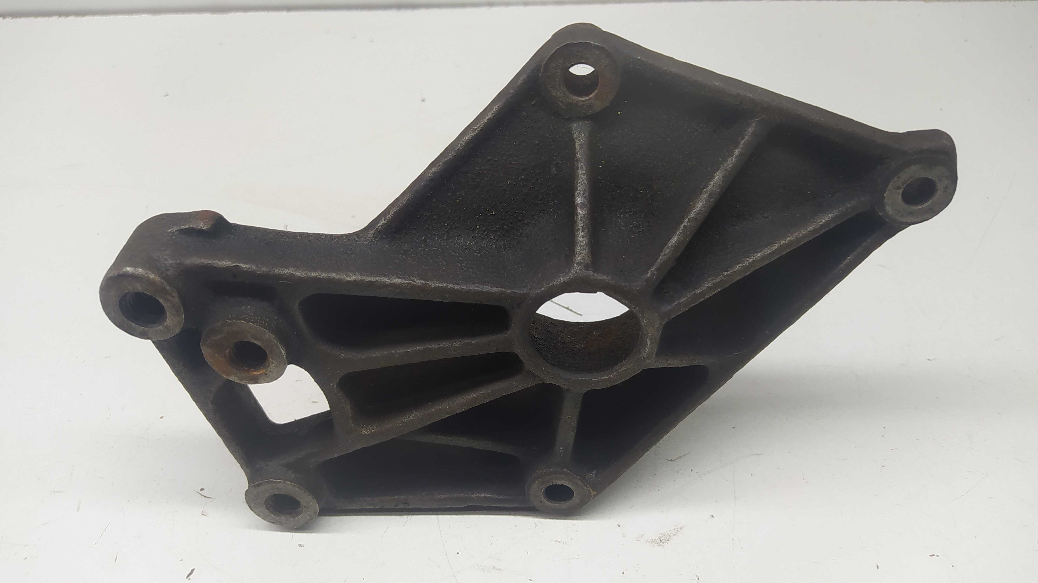Suporte Coxim Direito Gm Vectra 2