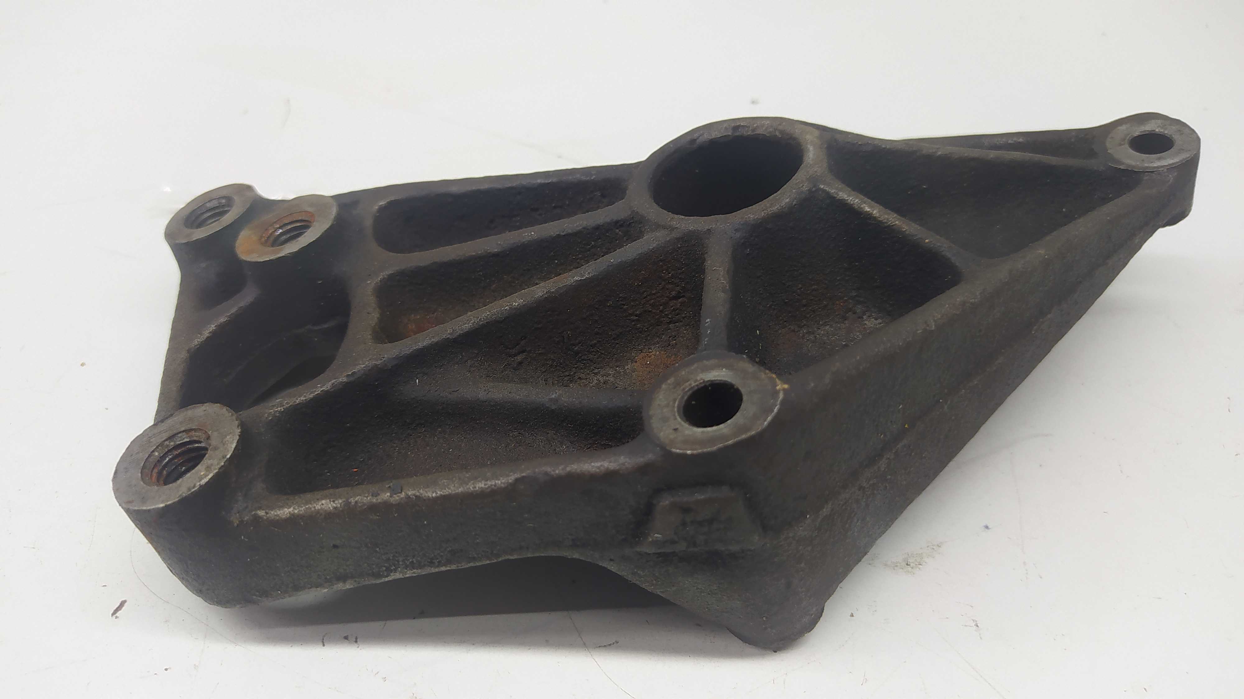 Suporte Coxim Direito Gm Vectra 3