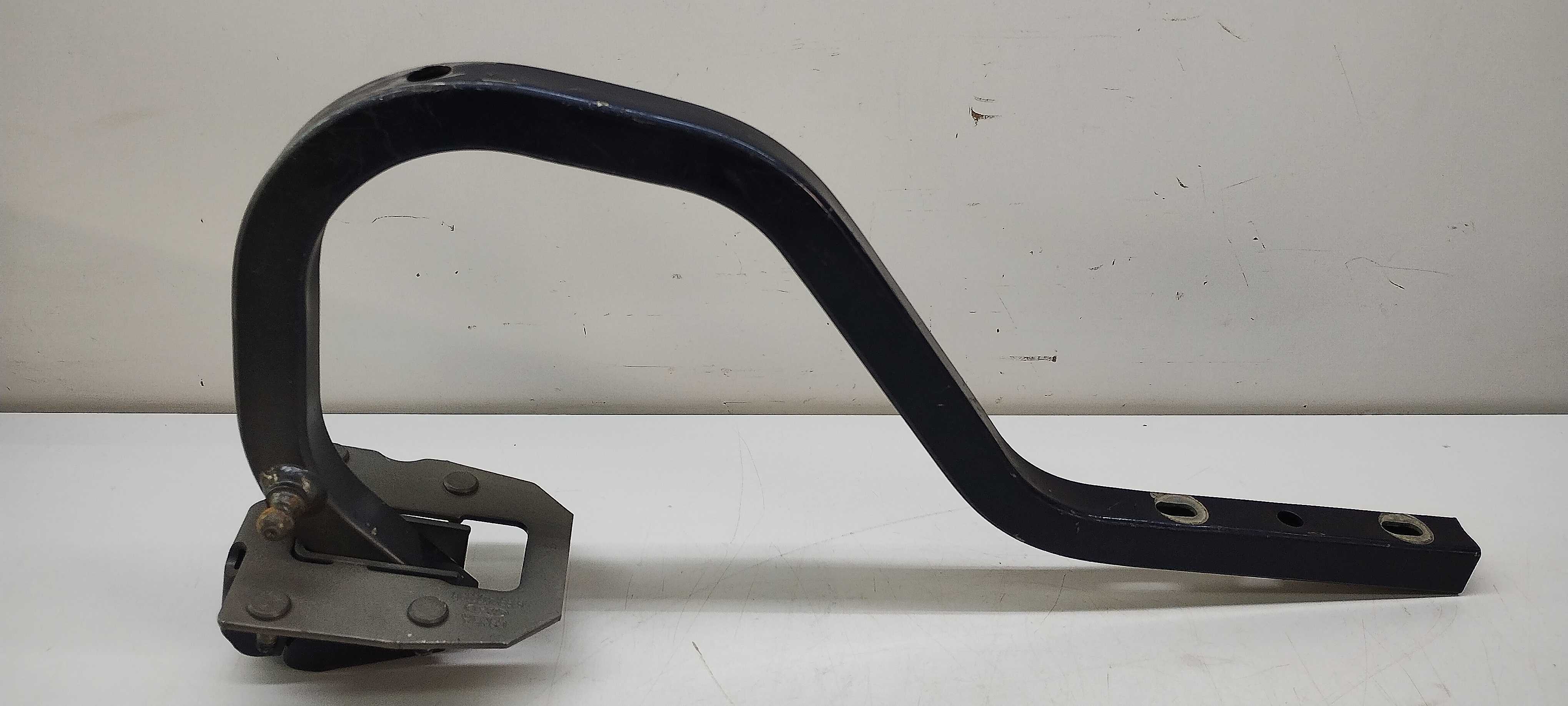 Dobradiça Porta Direita Malas Ford Mondeo 1996/2000 2
