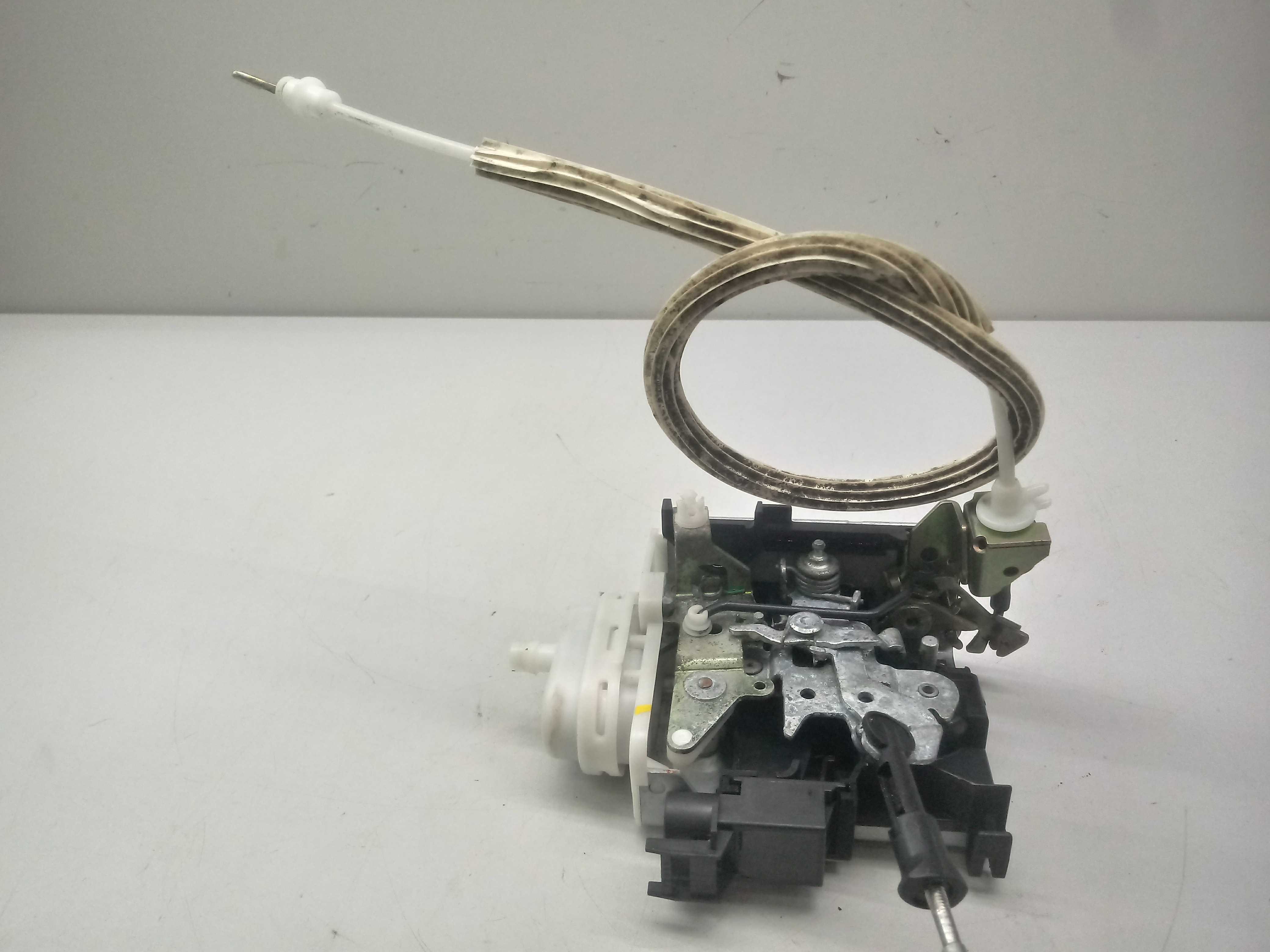 Fechadura Porta Dianteira Direita Audi A4 2000 4