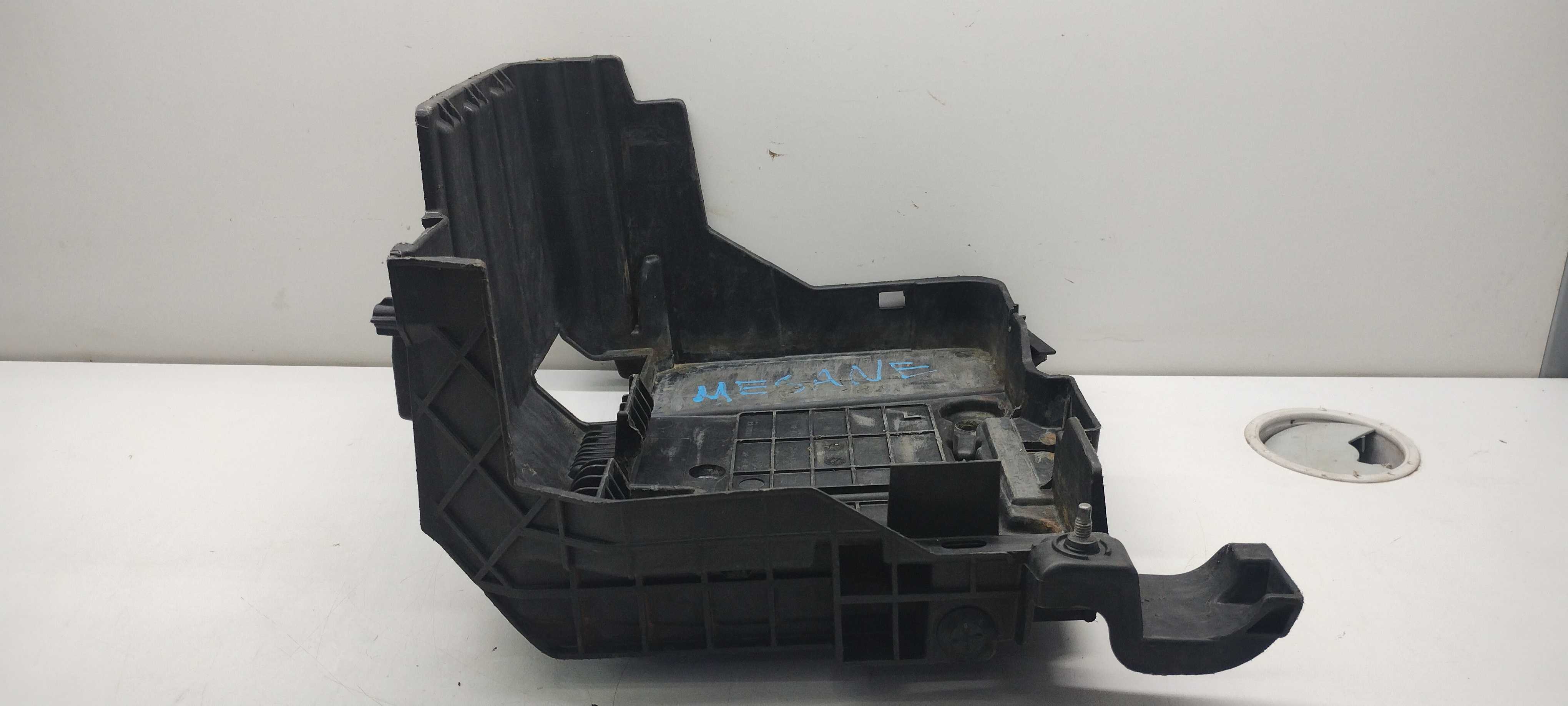 Suporte Caixa Bateria Renault Megane 2007 4