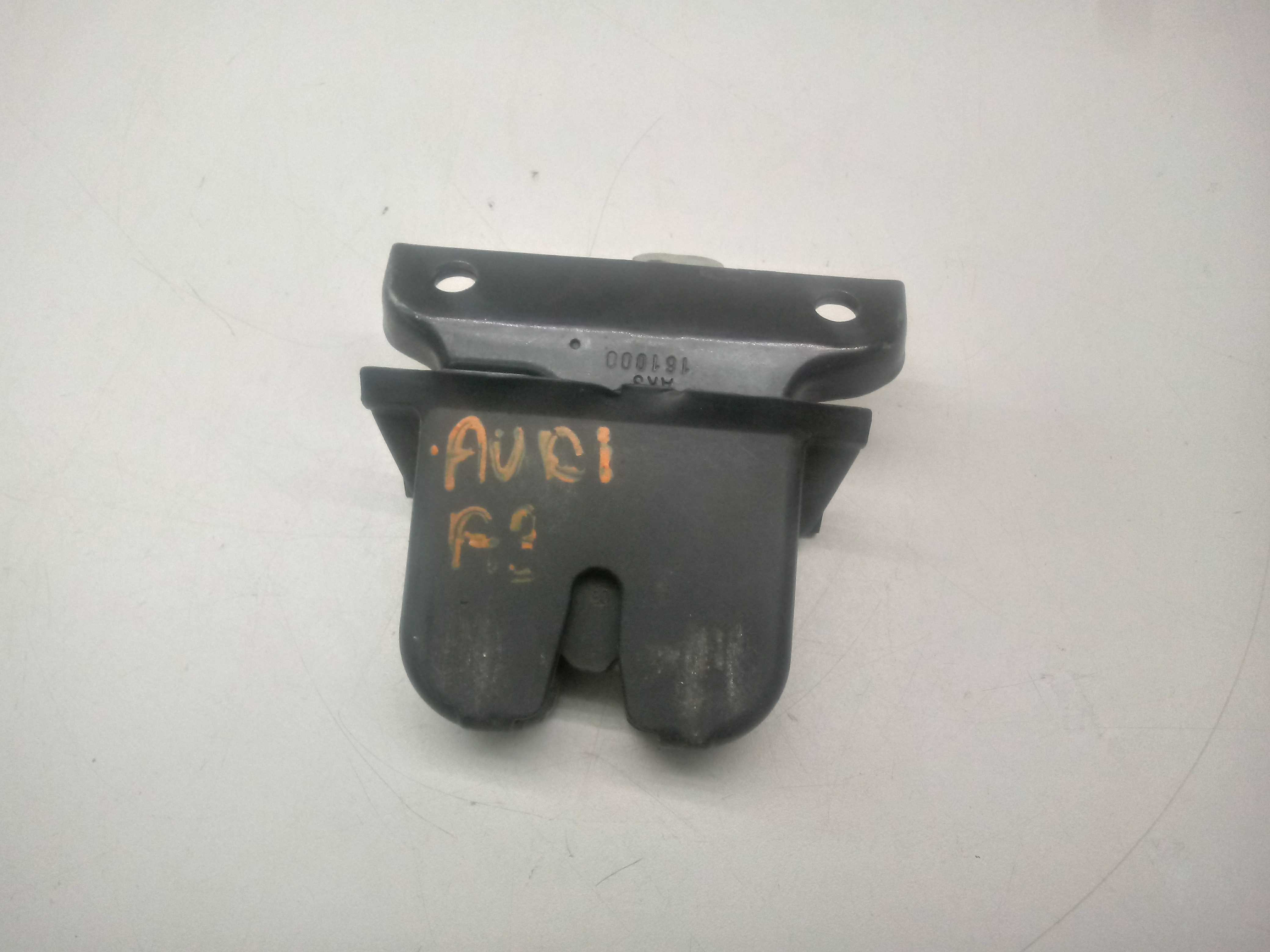 Fechadura Tampa Traseira Audi A3 97/06 1