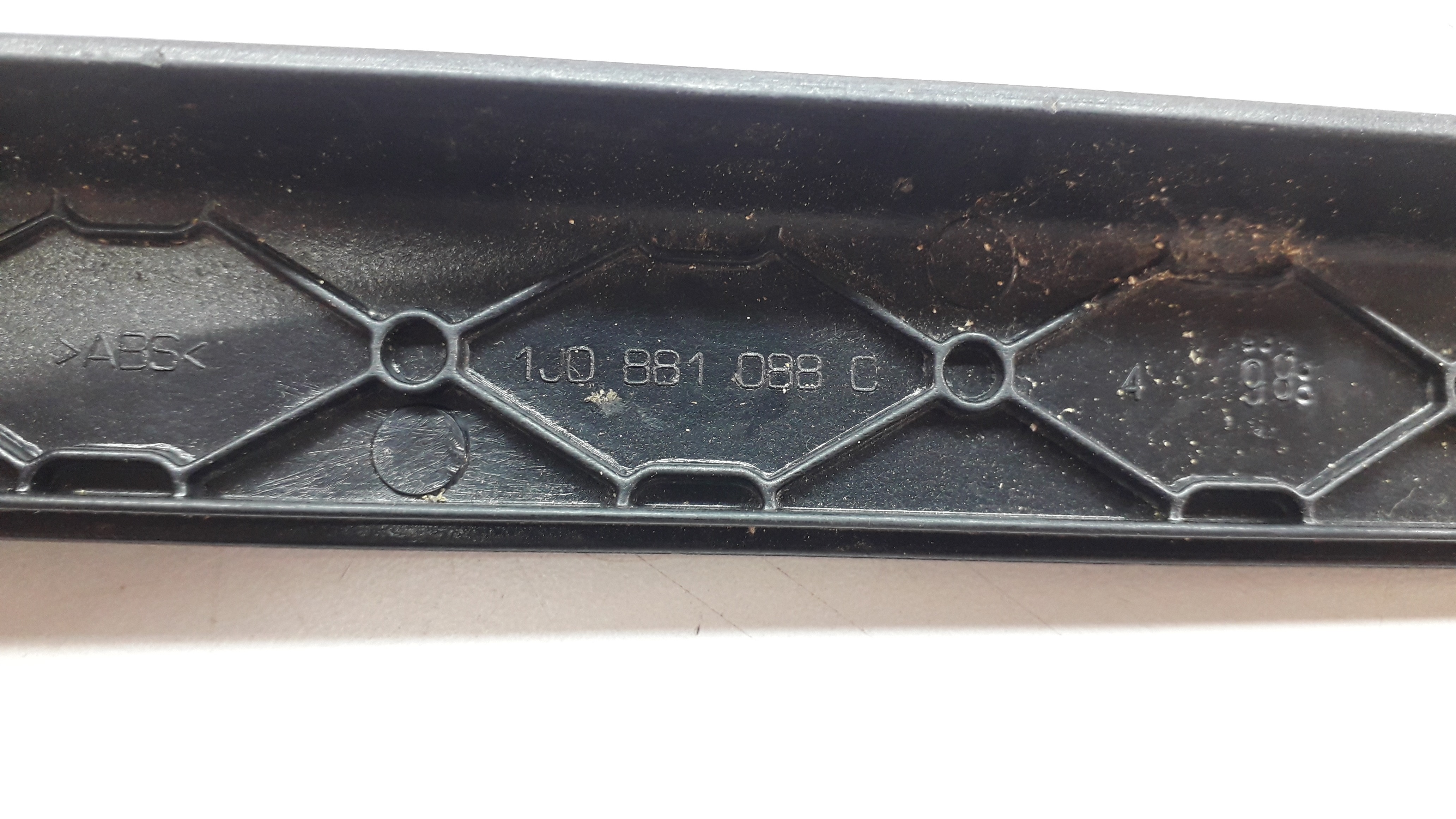 Capa Trilho Banco Direito Vw Golf 98 4