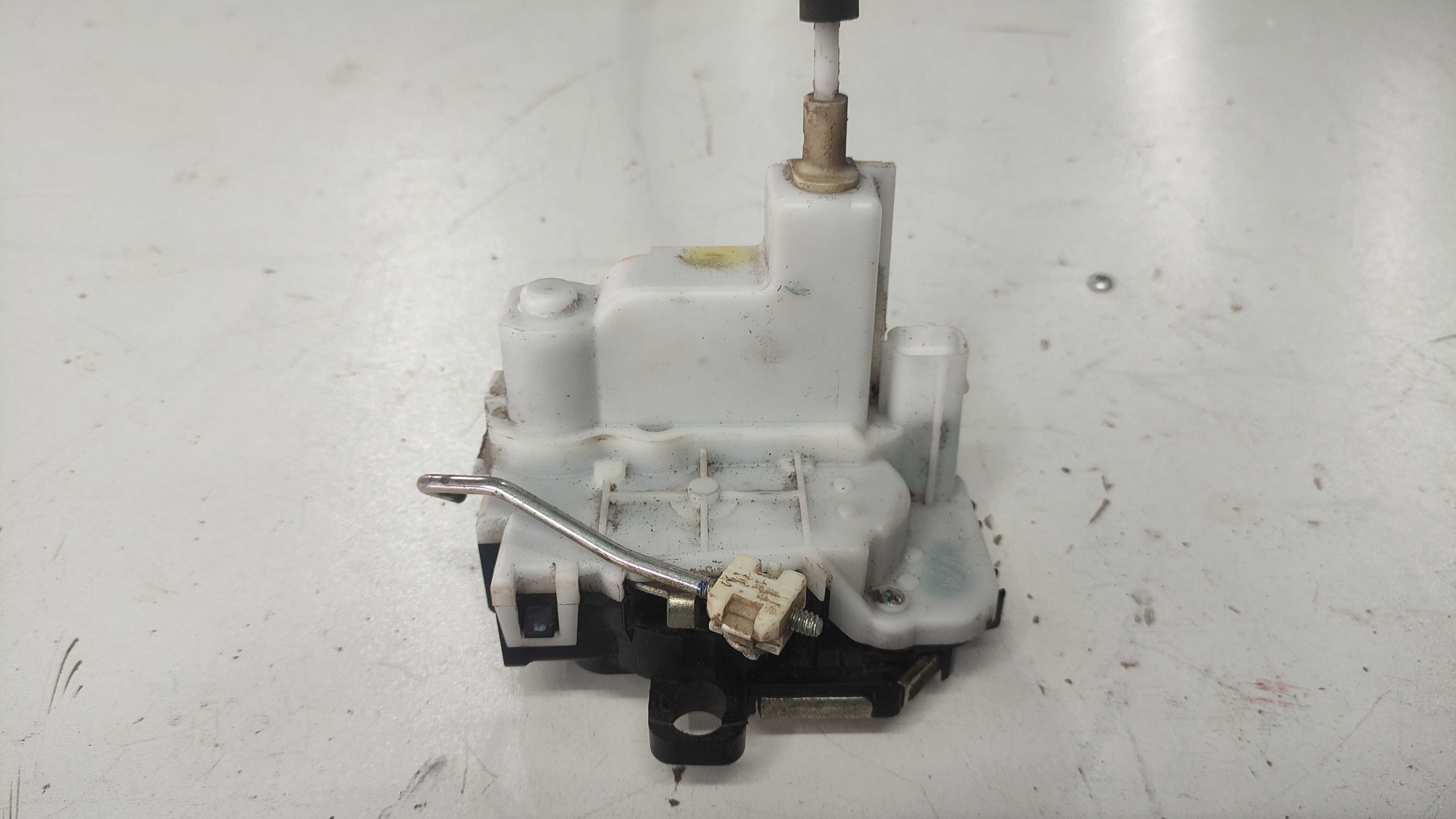 Fechadura Elet Traseira L/e Fiat Grand Siena 2013 2
